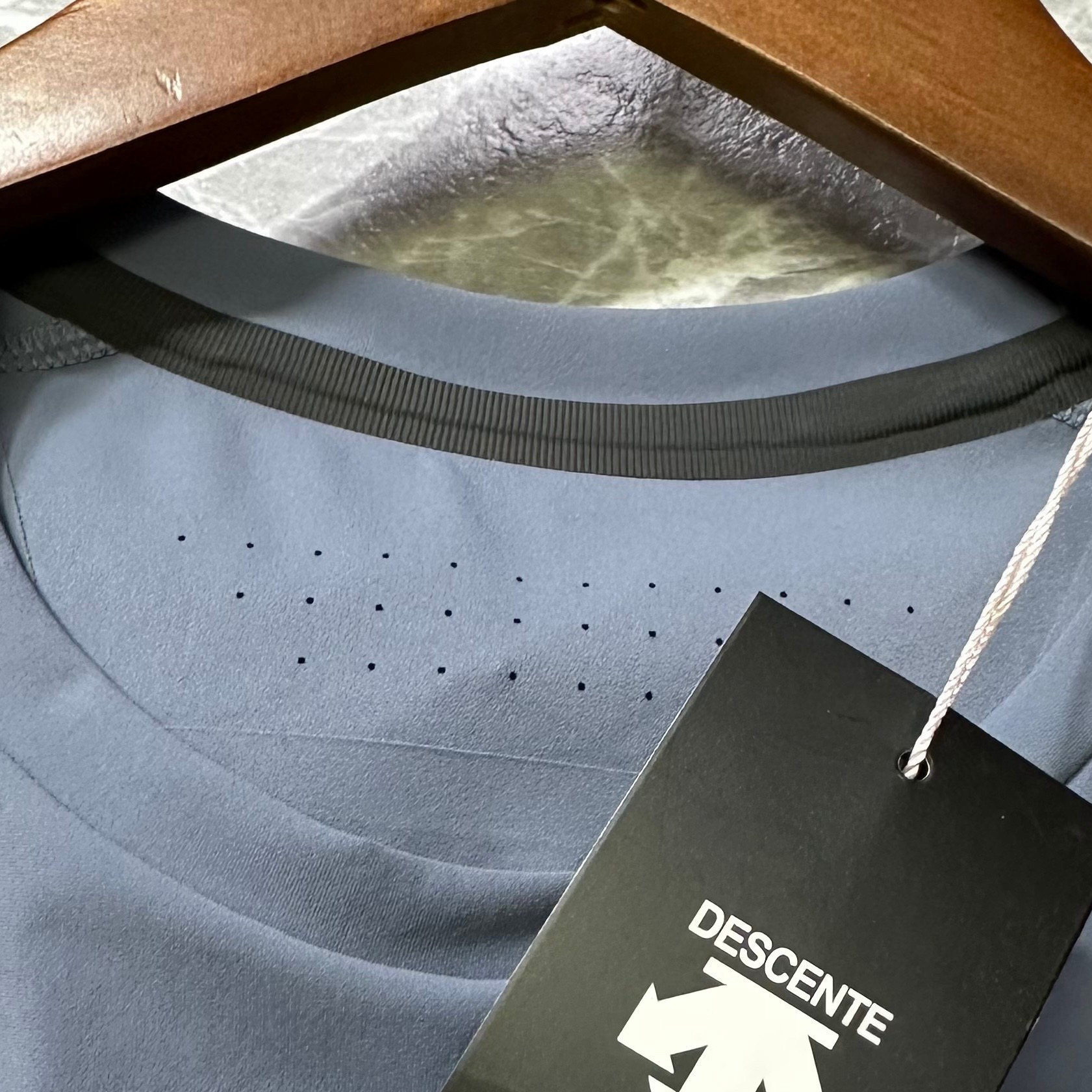 DESCENTE / 迪桑特 二色综训运动健身男女同款清爽速干短袖T恤夏季新款