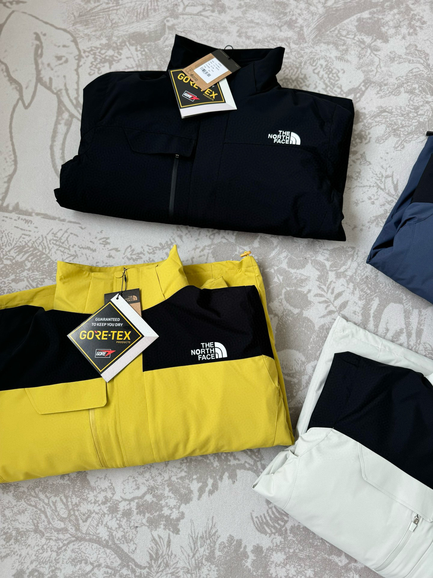 _dSg9sVHxQuxYyOXopfN-UFtCJEetG7ZK1zFgluw