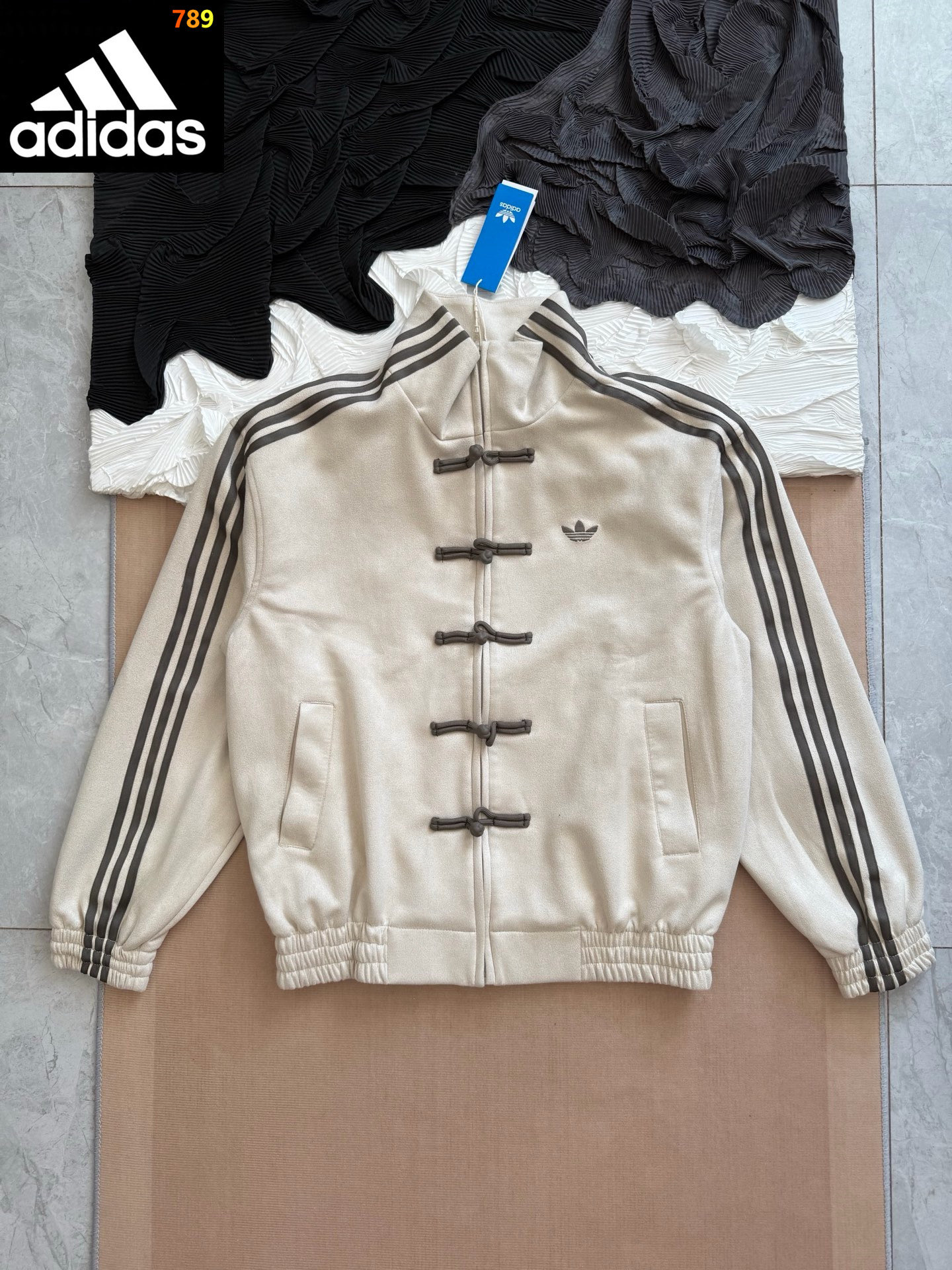 【05127】Adidas Originals Snake Year Tang Jacket