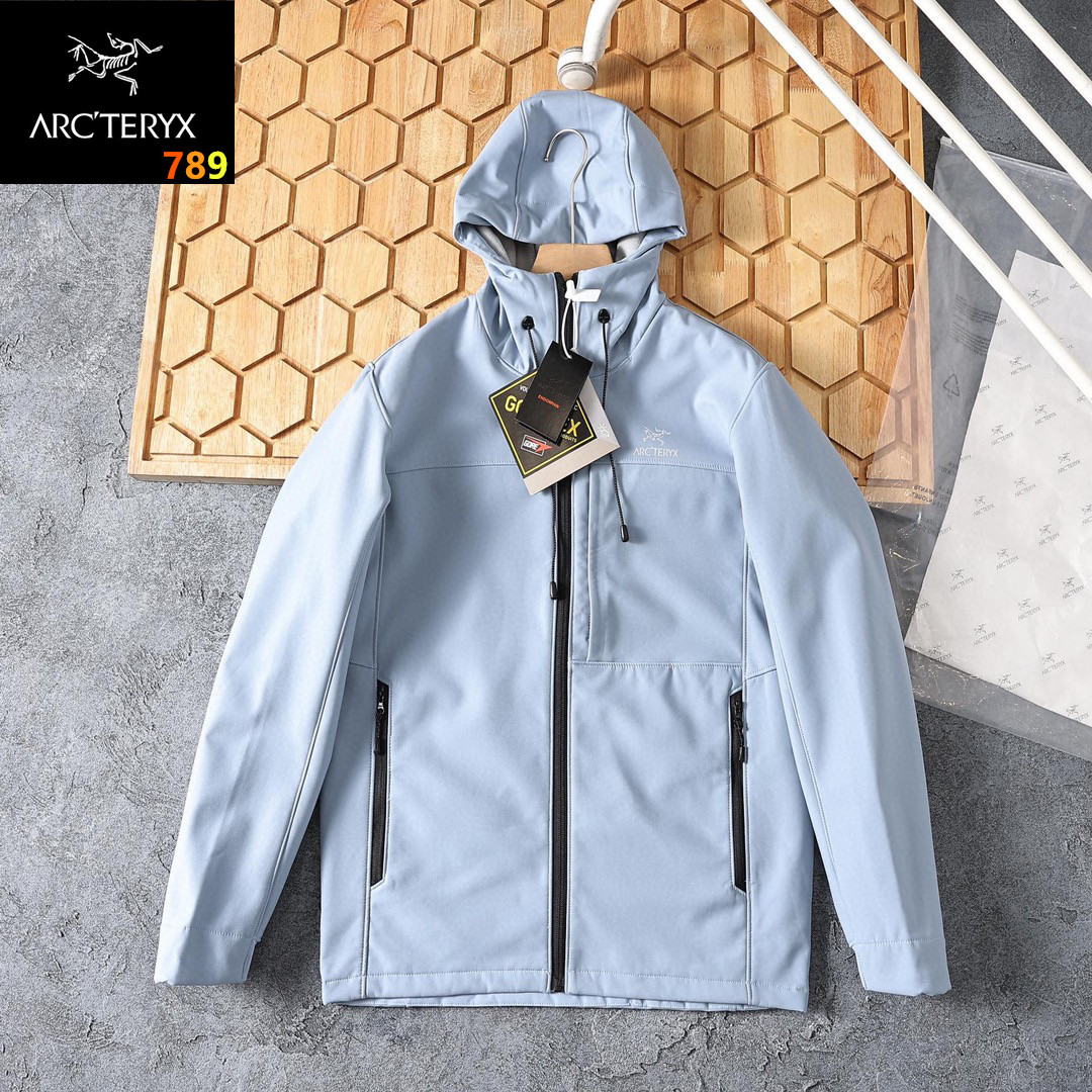 【06968】Arc'teryx Softshell Jacket