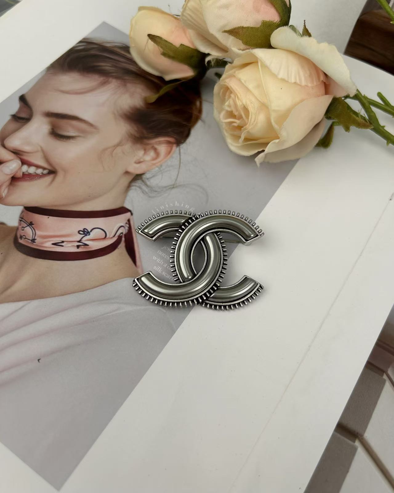 Chanel luxury earrings 9