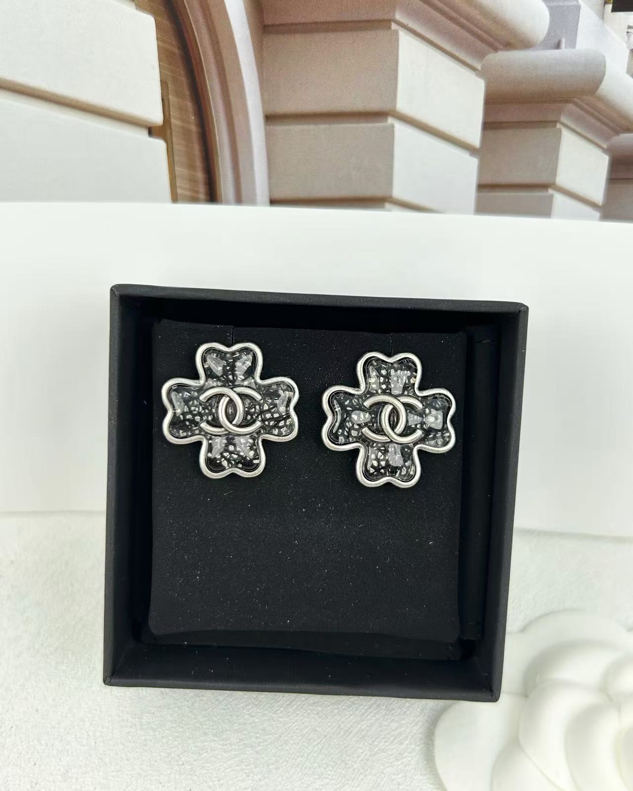 MiniCost Jewelry 6