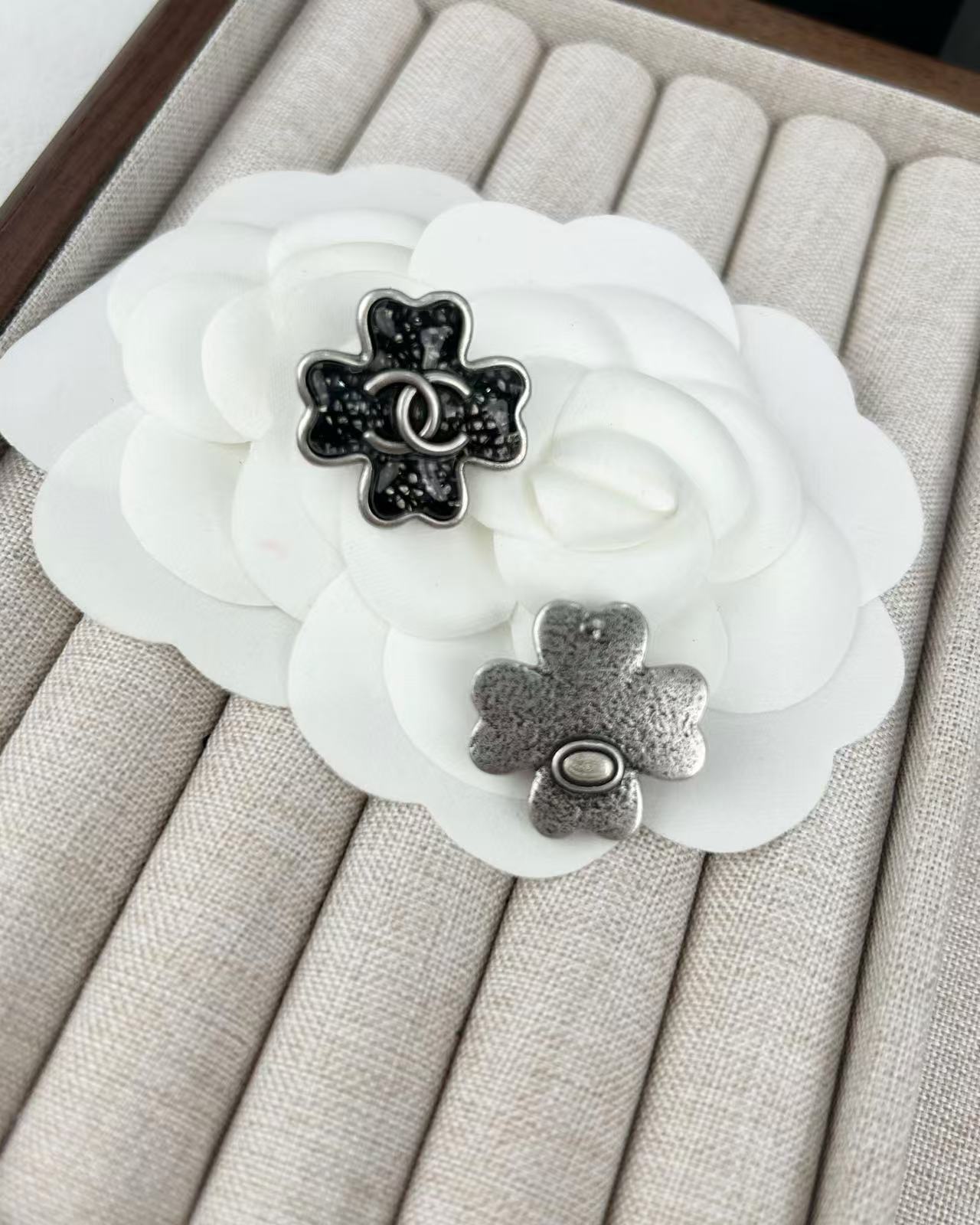 MiniCost Jewelry 8