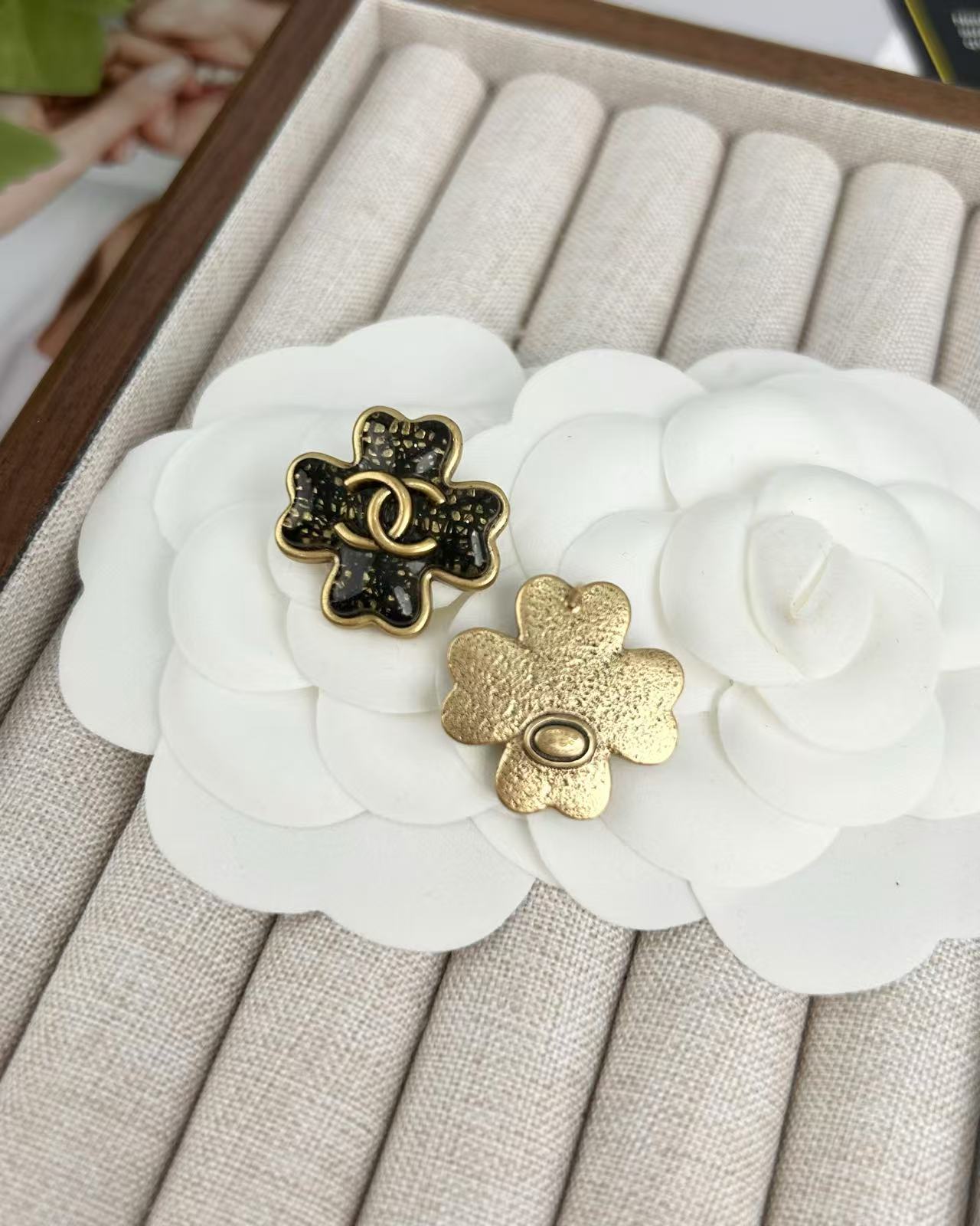 MiniCost Jewelry 11