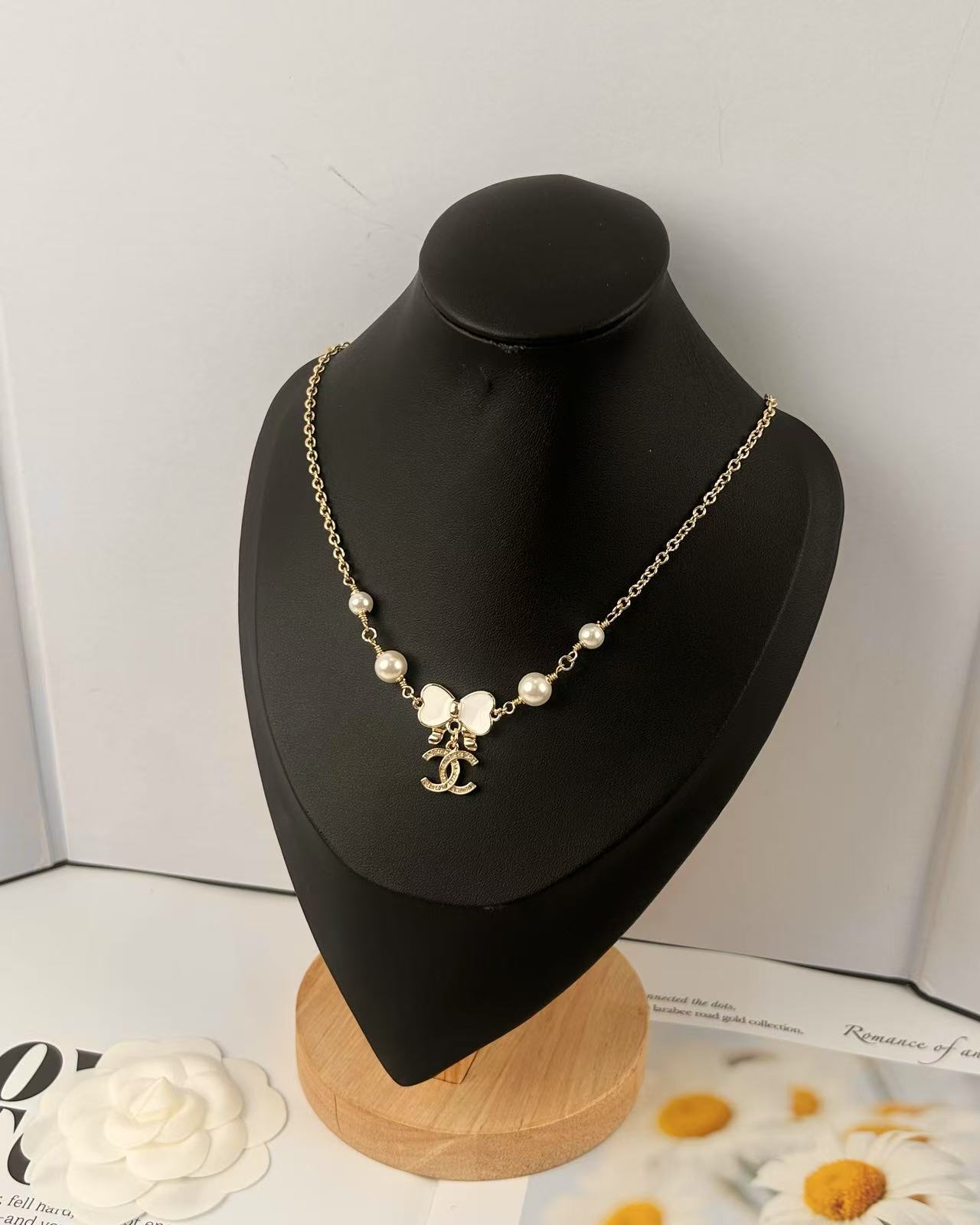 NO:104234,Xiaoxiang new style, oil-drop bow, double c pearl necklace, Chanel necklace, chanel, necklace19860909小香新款 滴油蝴蝶结 双c珍珠 项链,香奈儿项链,chanel,necklace,Jewelry