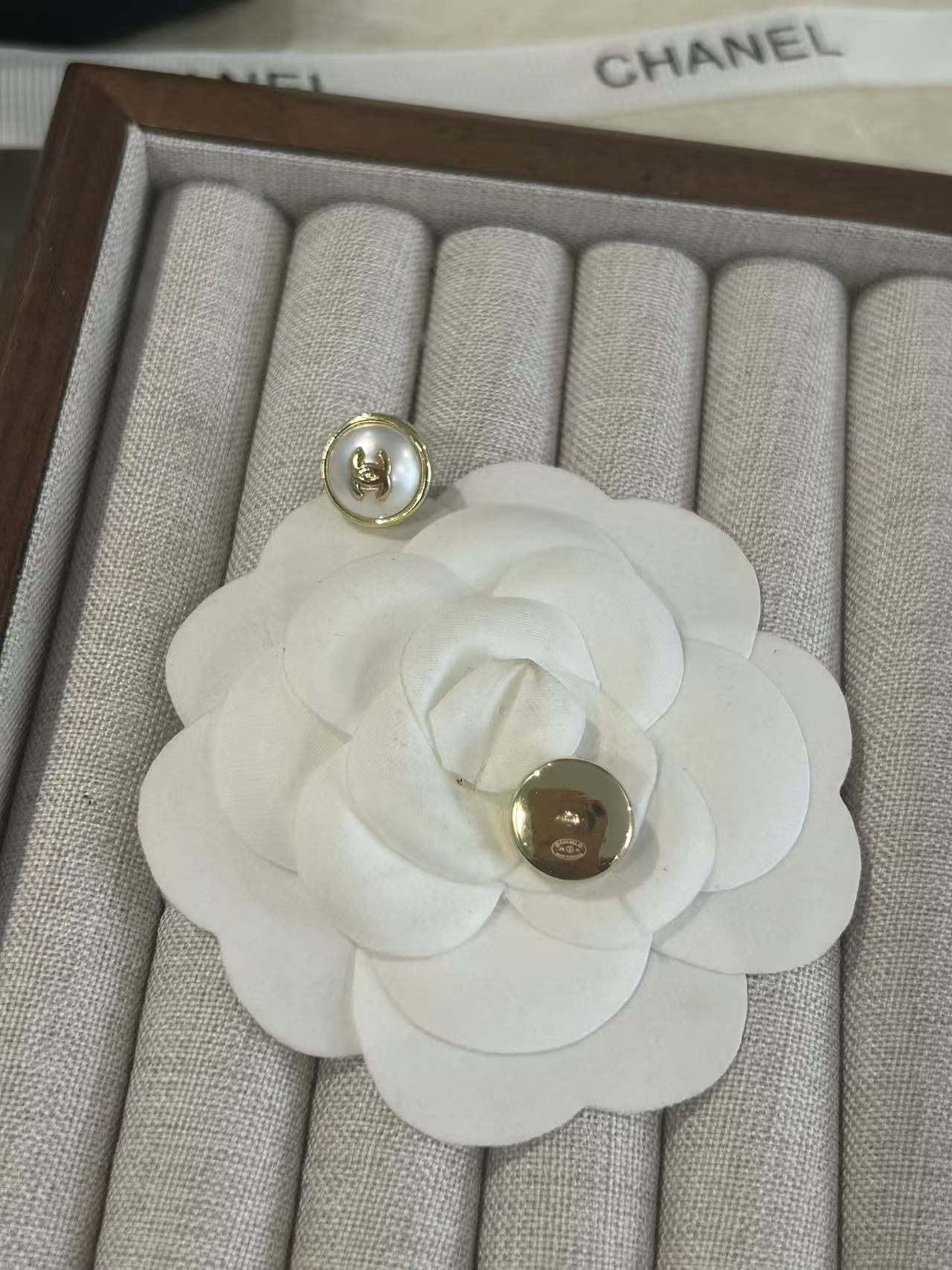Chanel Haute Couture Haute Joaillerie Fine Jewelry Earrings Necklace 6