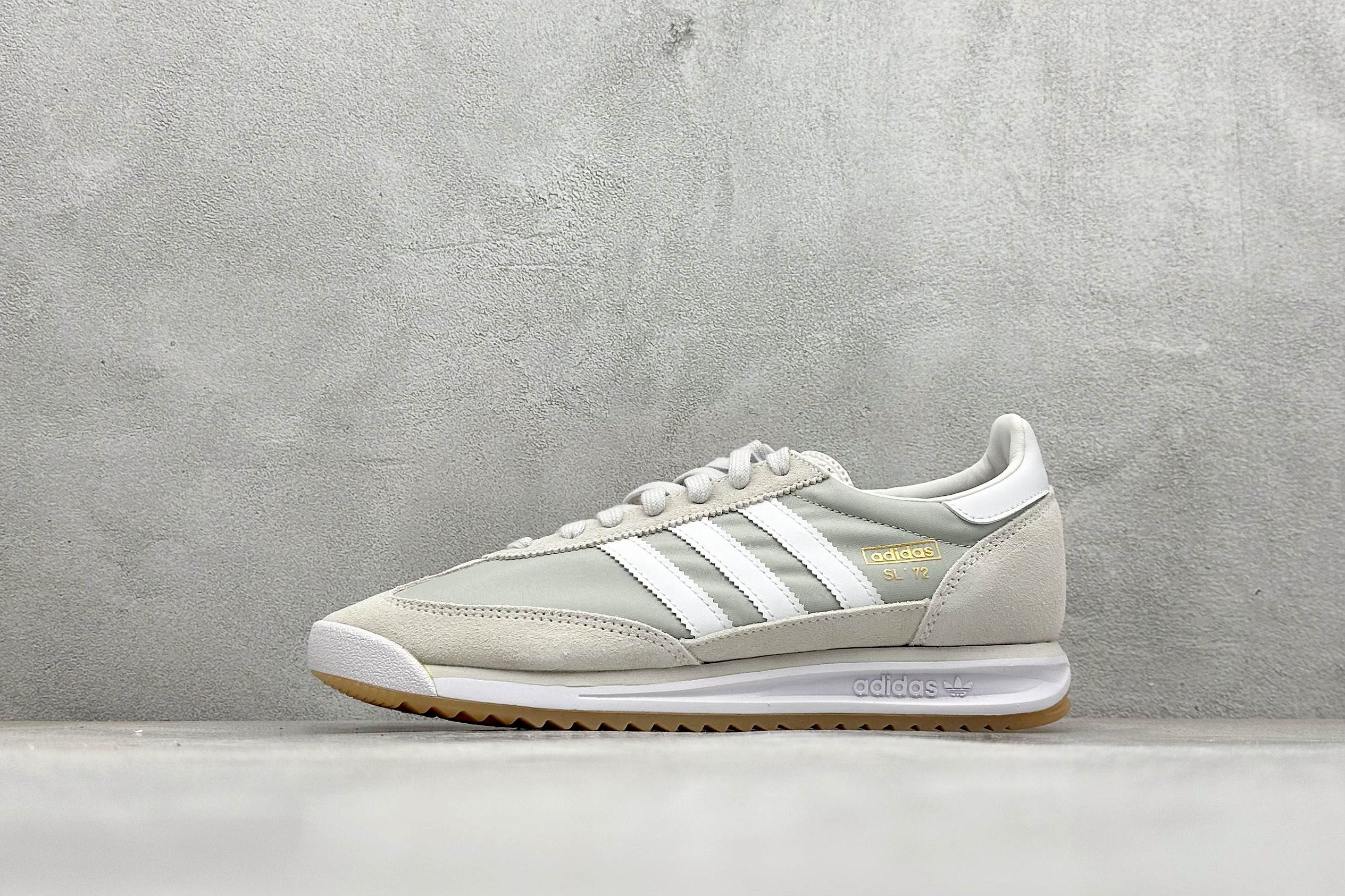 双11福利第3️⃣5️⃣波 纯原cs版Adidas SL 72复古老爹鞋 这个是之前市场最好的版本 没有任何版本可以比这个货做的好 工厂福利清货做活动套现 价格很给力 各位喜欢好货的不要错过💪🏻 尺码:36-45-选品中心