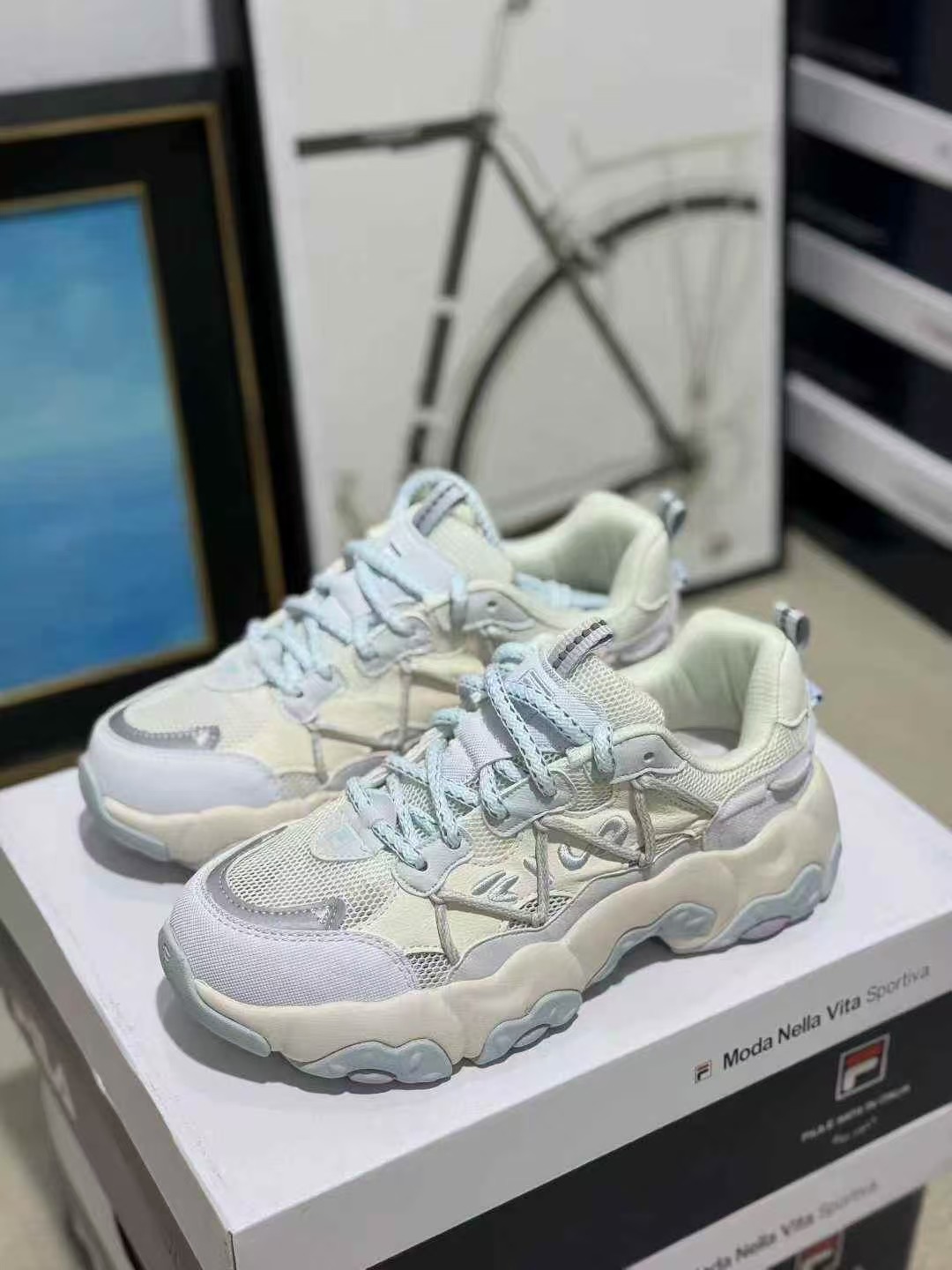 双11福利第3️⃣8️⃣波 FILA FUSION斐乐潮牌 老爹鞋系列 市场最好的版本 工厂福利大放送 直接抄底价清货套现 品质毋庸置疑 尺码：35.5-40-选品中心