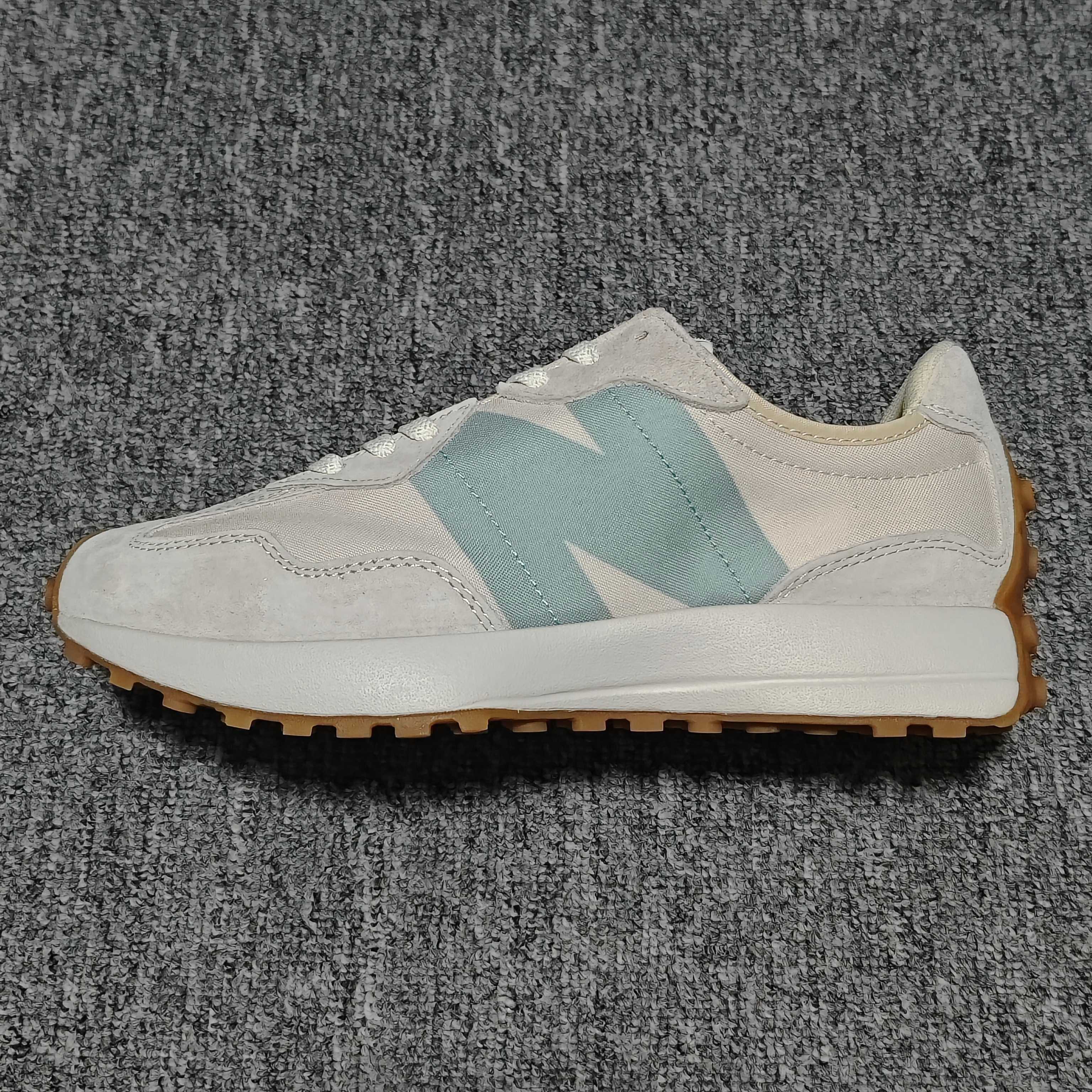 双11福利第4️⃣0️⃣波 New balance 新百伦 327系列 28色 运动休闲跑步鞋 大厂出品 几万双库存 全码充足 无忧售后 各位放心主推 ! 尺码:36 37 37.5 38 38.5 39 39.5 40 40.5 41.5 43 44 44.5 45-选品中心