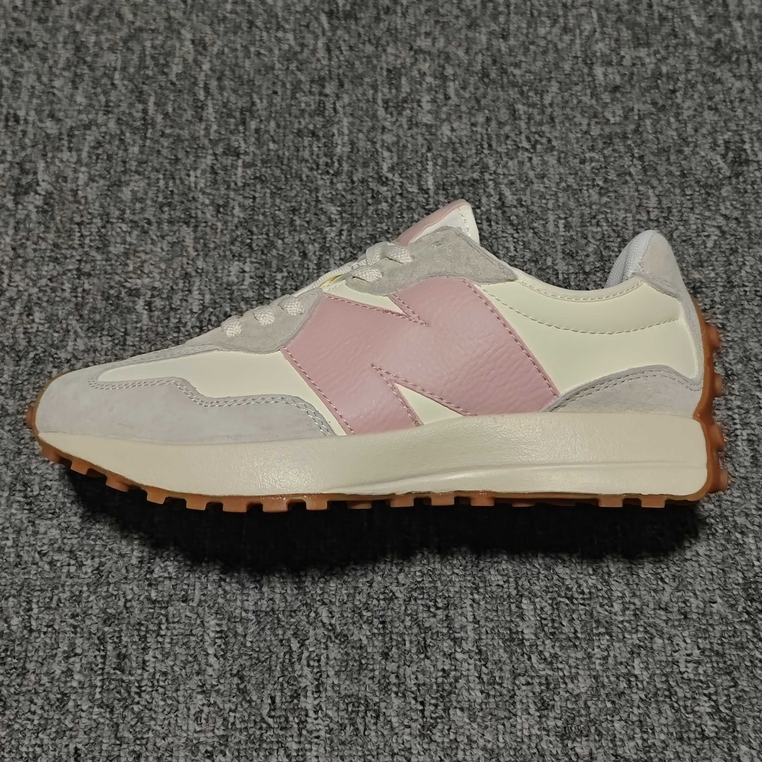 双11福利第4️⃣0️⃣波 New balance 新百伦 327系列 28色 运动休闲跑步鞋 大厂出品 几万双库存 全码充足 无忧售后 各位放心主推 ! 尺码:36 37 37.5 38 38.5 39 39.5 40 40.5 41.5 43 44 44.5 45-选品中心