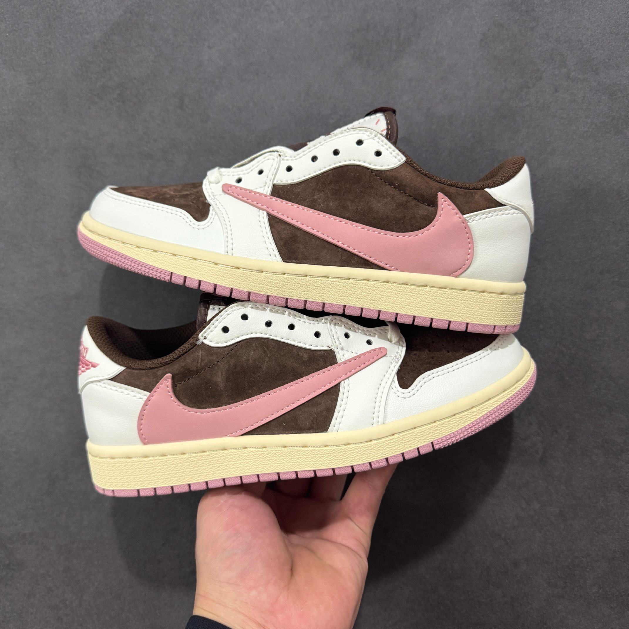 图片[5]-双11福利第4️⃣1️⃣波 FZ纯原aj1倒钩福利！ 尺码36-47.5，现货输出！ 实拍如图 头层品质 刷色感无敌！性价比十足，数量7000+， 白菜福利特价 闭眼冲！-选品中心