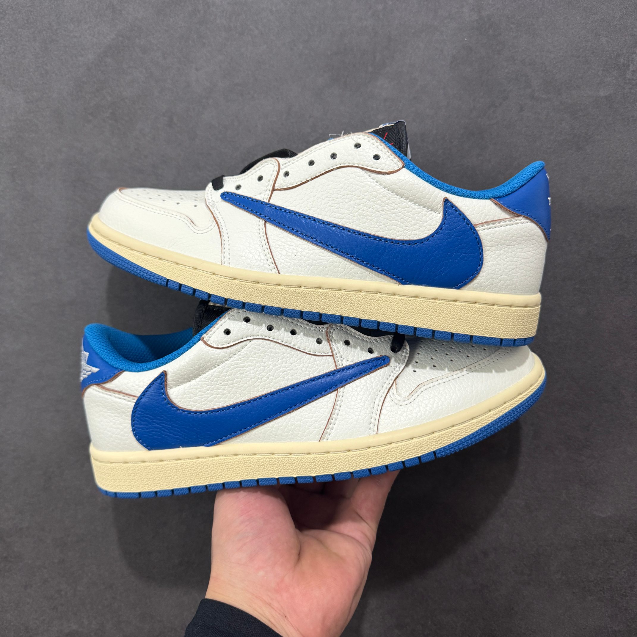 图片[4]-双11福利第4️⃣1️⃣波 FZ纯原aj1倒钩福利！ 尺码36-47.5，现货输出！ 实拍如图 头层品质 刷色感无敌！性价比十足，数量7000+， 白菜福利特价 闭眼冲！-选品中心