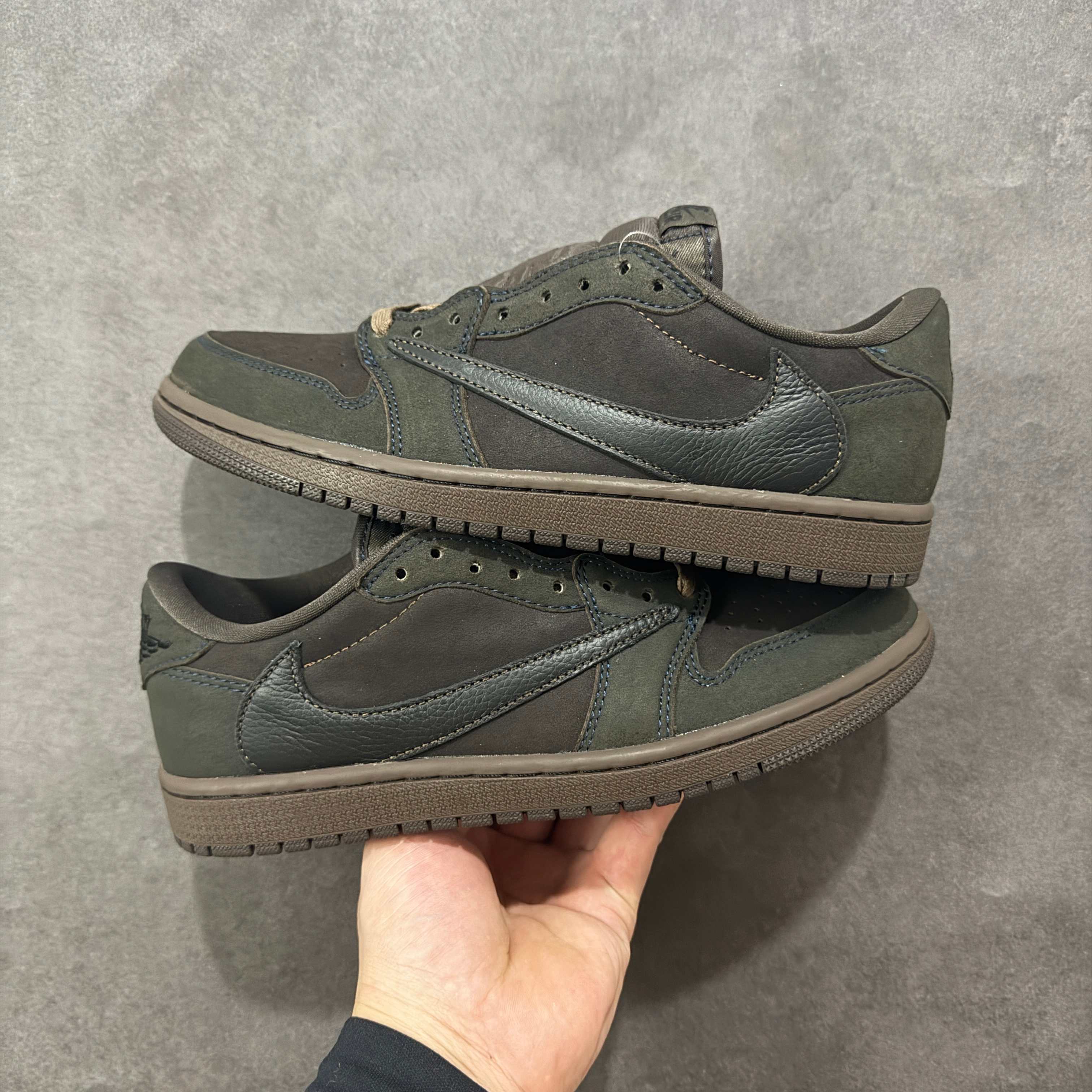 图片[3]-双11福利第4️⃣1️⃣波 FZ纯原aj1倒钩福利！ 尺码36-47.5，现货输出！ 实拍如图 头层品质 刷色感无敌！性价比十足，数量7000+， 白菜福利特价 闭眼冲！-选品中心