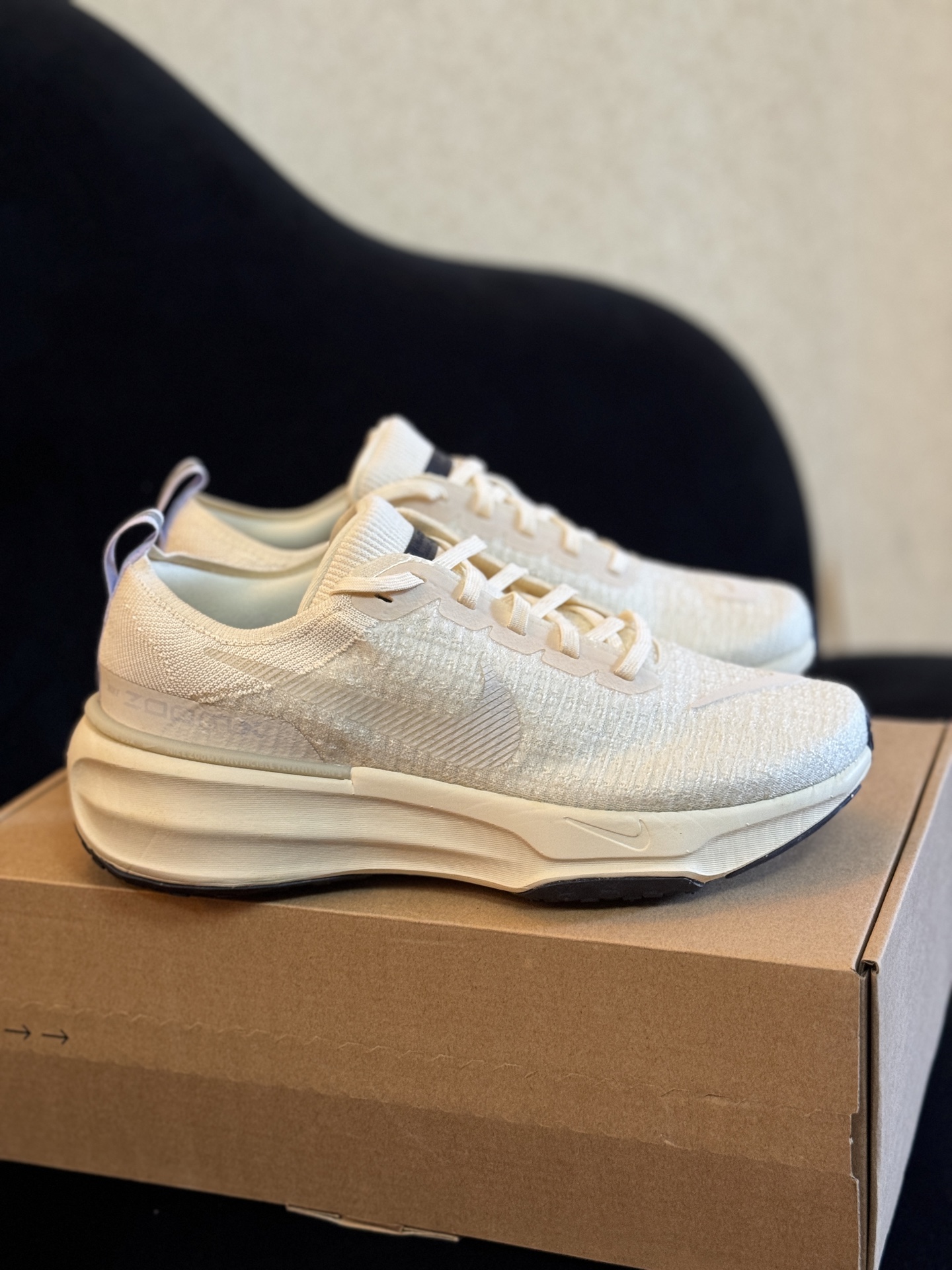 图片[2]-双11福利第4️⃣4️⃣波 奥莱专柜版 Nike ZoomX Invincible Run 3舒适百搭透气 低帮 马拉松长跑竞速跑步鞋 鞋子不好不要钱 专柜一致的品质 细节做工 之前的充正货 现在直接白菜价做活动 运动必推的专业好鞋 尺码：36-45-选品中心