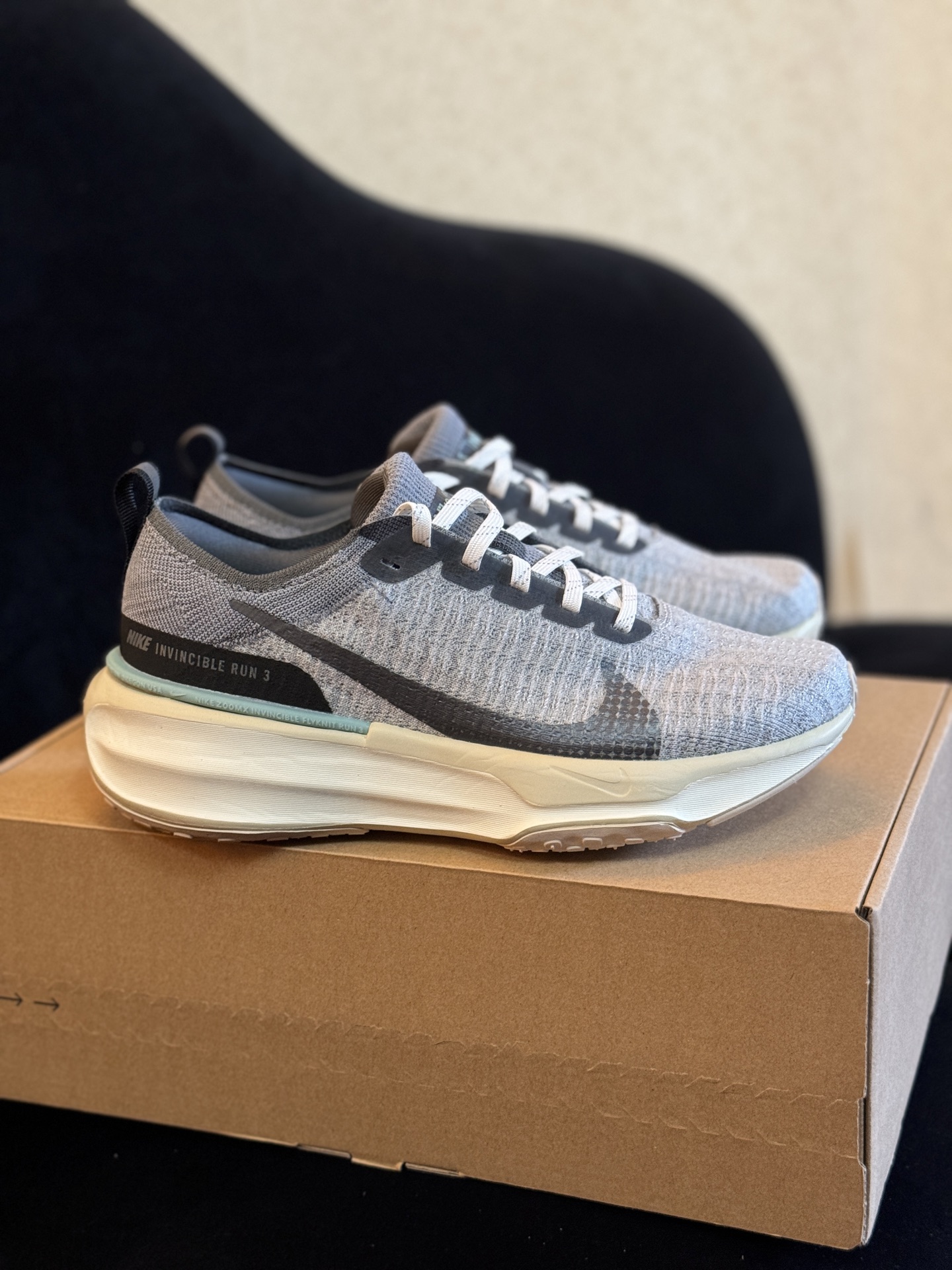 图片[3]-双11福利第4️⃣4️⃣波 奥莱专柜版 Nike ZoomX Invincible Run 3舒适百搭透气 低帮 马拉松长跑竞速跑步鞋 鞋子不好不要钱 专柜一致的品质 细节做工 之前的充正货 现在直接白菜价做活动 运动必推的专业好鞋 尺码：36-45-选品中心