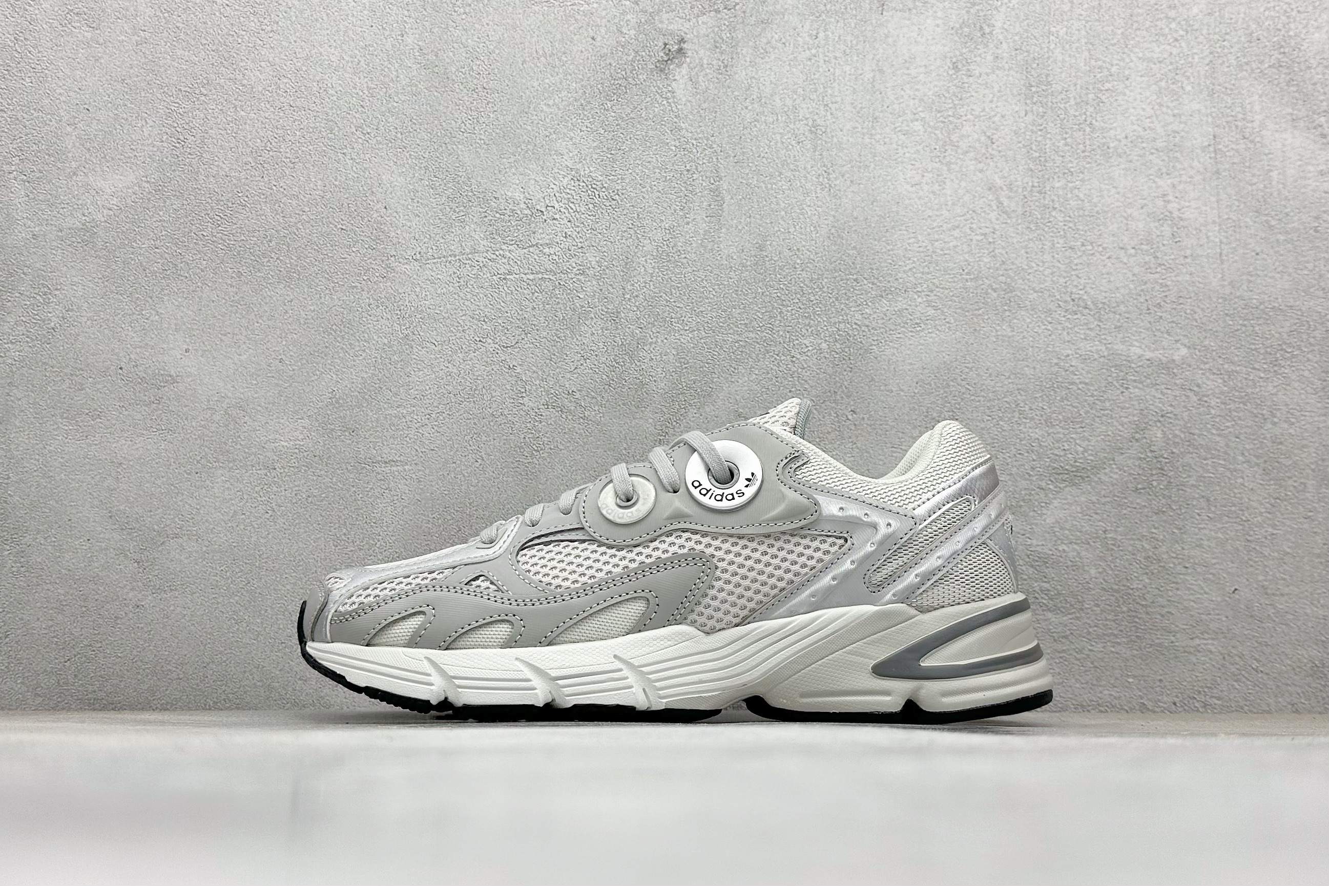 图片[9]-双11福利第5️⃣7️⃣波 奥莱专柜版Nike/Adidas 系列跑鞋 顶级品质 以下所有款式都是过验级别好货 原版对比无差 包括上脚的脚感 之前专柜混卖撤柜拿来做福利 强烈推荐的极品货 上脚就是zp 尺码：36-45-选品中心