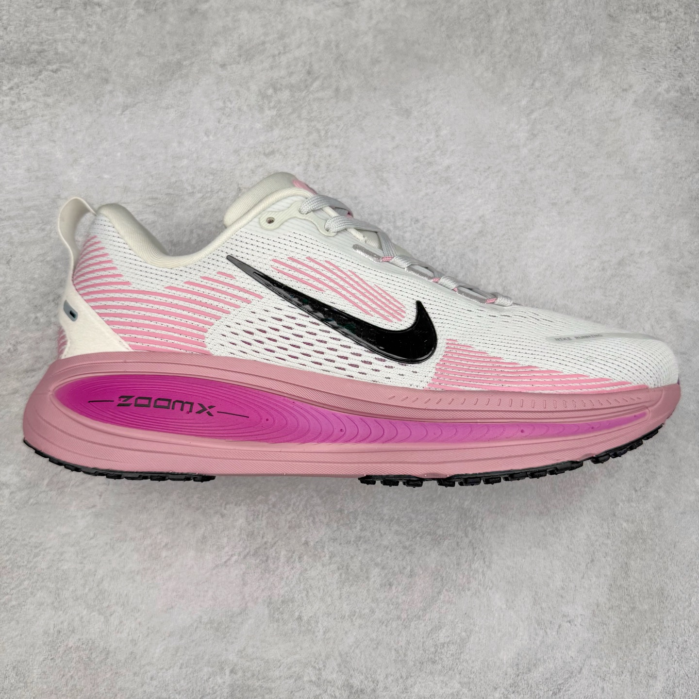 图片[8]-双11福利第6️⃣0️⃣波 Nike Vomero 18代 登月跑鞋低帮 时尚舒适防滑耐磨低邦休闲跑步鞋 高品质缓震跑鞋 官方主推 颜值超高 品质很好 福利特价版 强烈推荐💪🏻 尺码：36-45带半码-选品中心