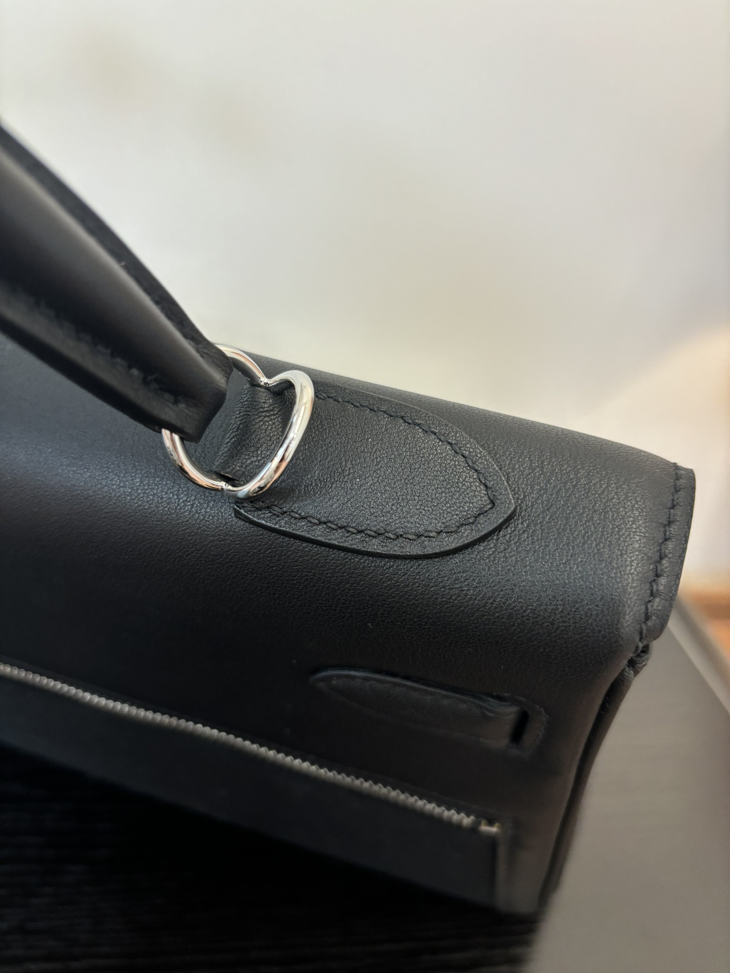Kelly Lakis Handbag 28-32cm, Swift Leather, Gold/Silver Hardware, Double Zipper Pockets 7 i1753506090 3154 2