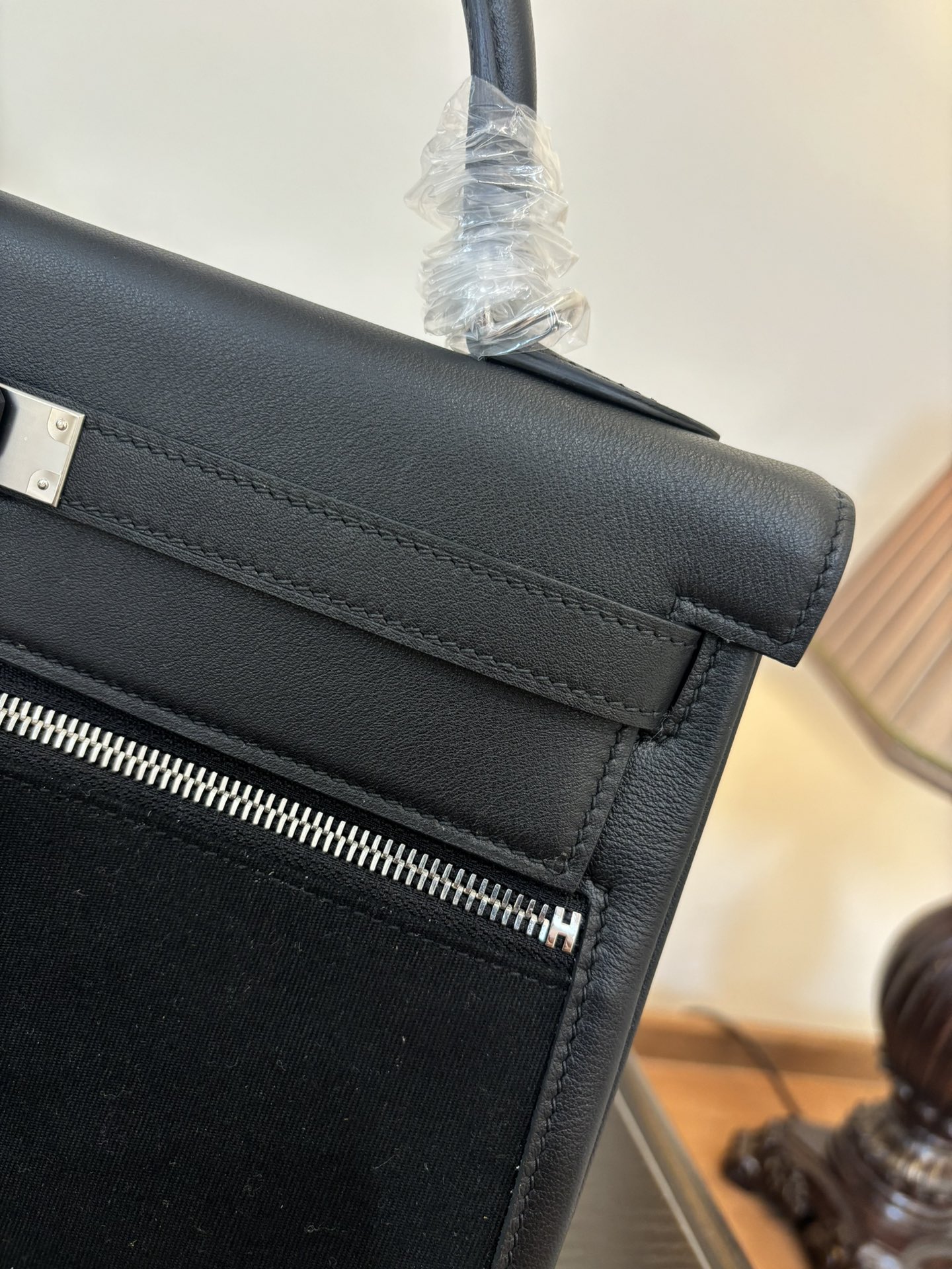 Kelly Lakis Handbag 28-32cm, Swift Leather, Gold/Silver Hardware, Double Zipper Pockets 4 i1753506090 5086 6