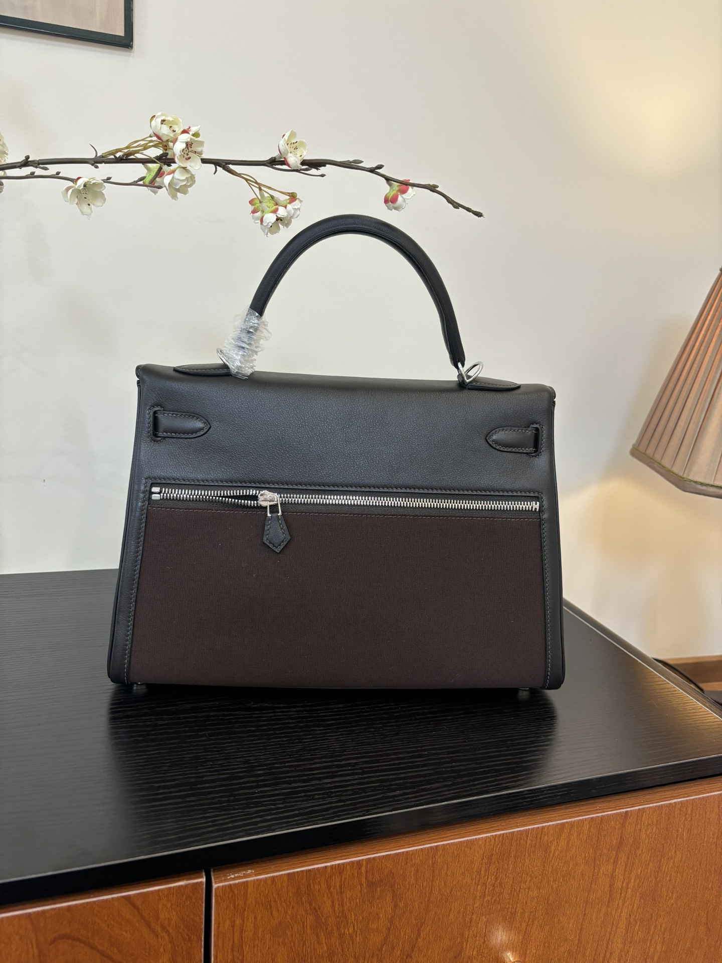 Elegant Kelly Lakis 28-32cm Swift Leather Handbag with Dual Zipper Pockets 5 i1753506282 9413 5