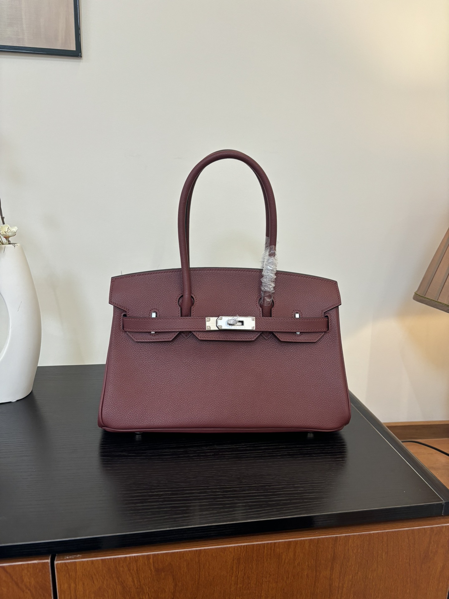 NO:699088,Platinum Birkin Shoulder 29cm Go! The leather is made of Evercolor leather. It is very light, the bag shape is also very personalized, and it is full of modernity!  ,Hermes,hermes,Hermes,19860909铂金 Birkin Shoulder 29cm 冲啊 皮料呢选用Evercolor皮 非常轻便,包型也很非常个性,摩登感十足！,爱马仕,hermes,Hermes,,Bag