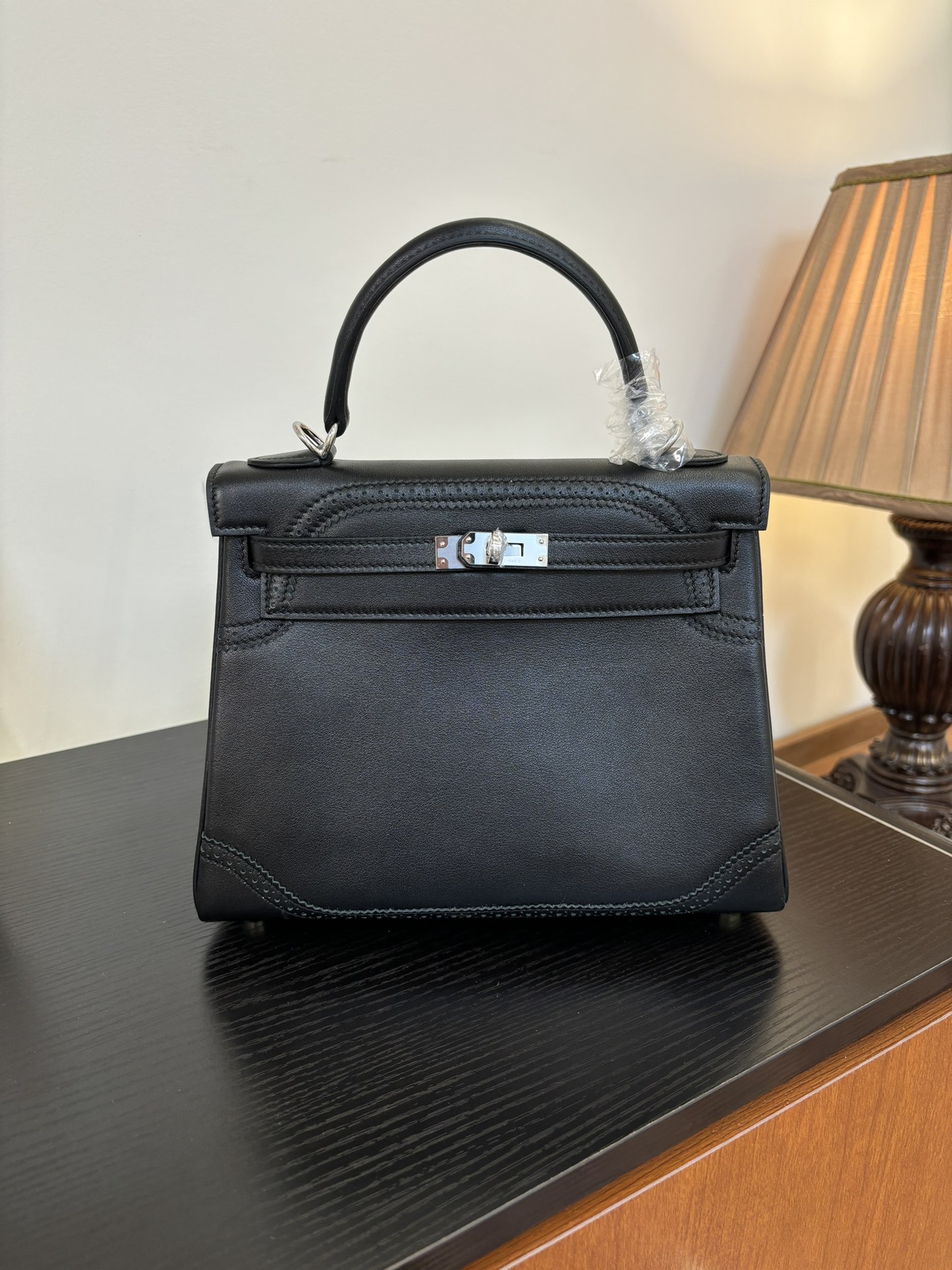 Hermes Style Black Leather Bag Lookbook Reference image 1