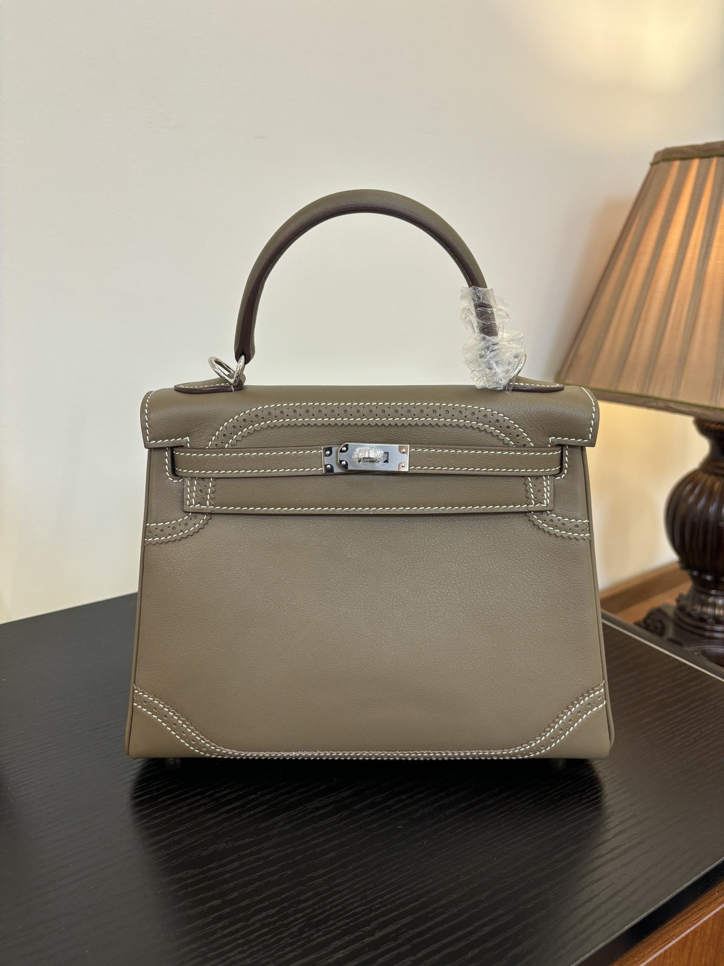 Hermes Style Black Leather Bag Lookbook Reference image 1