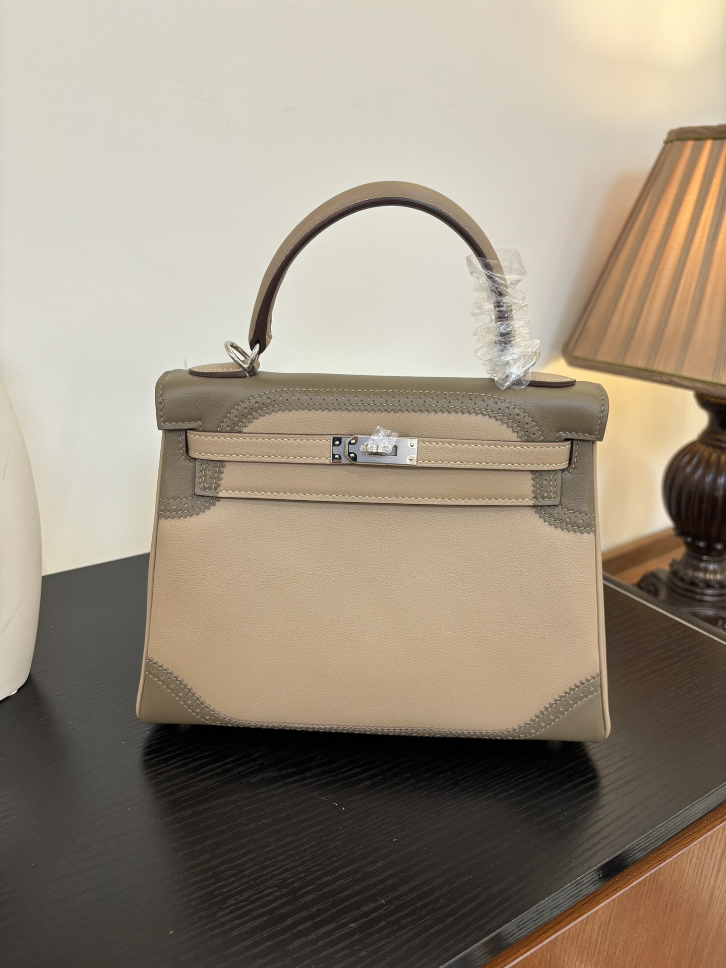 Hermes Style Black Leather Bag Lookbook Reference image 1