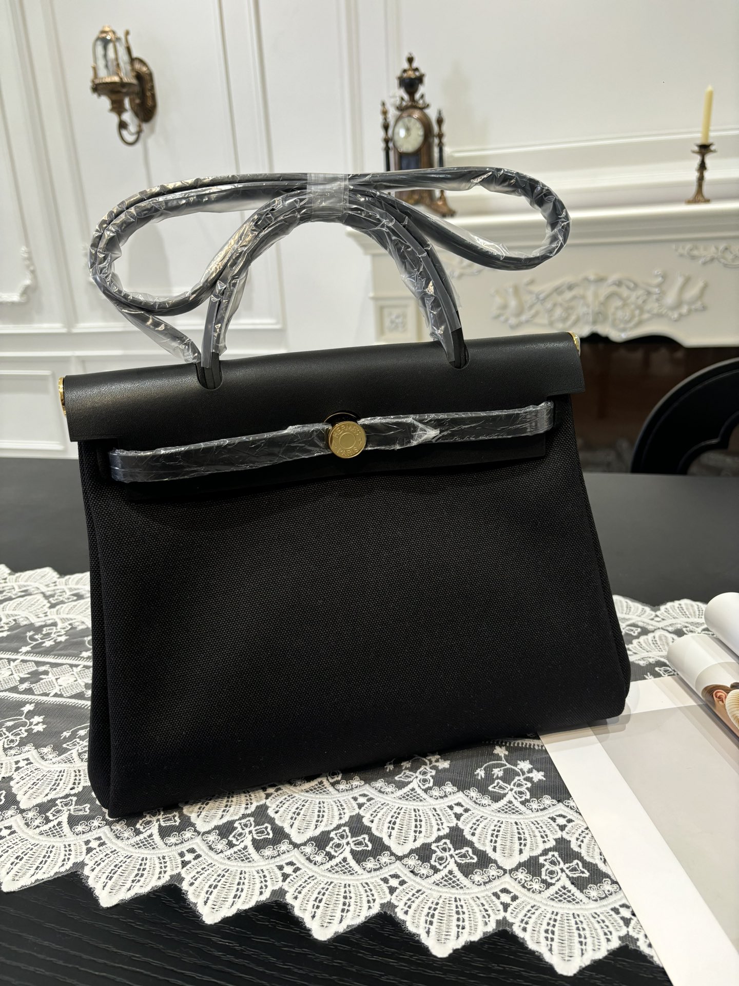 NO:700102,Herbag Kelly cloth bag for men 31cm inseam imported tree paste leather and canvas [all black] gold buckle same style for men and women counter synchronization highest version on the market top craftsmanship pure steel hardware in stock, Hermes, Hermes, Hermes,19860909男士专用 Herbag 凯莉布包 31cm 内缝 进口树膏皮拼帆布【全黑】金扣 男女同款 专柜同步 市场最高版本 顶级工艺 纯钢五金 现货,爱马仕,hermes,Hermes,,Bag