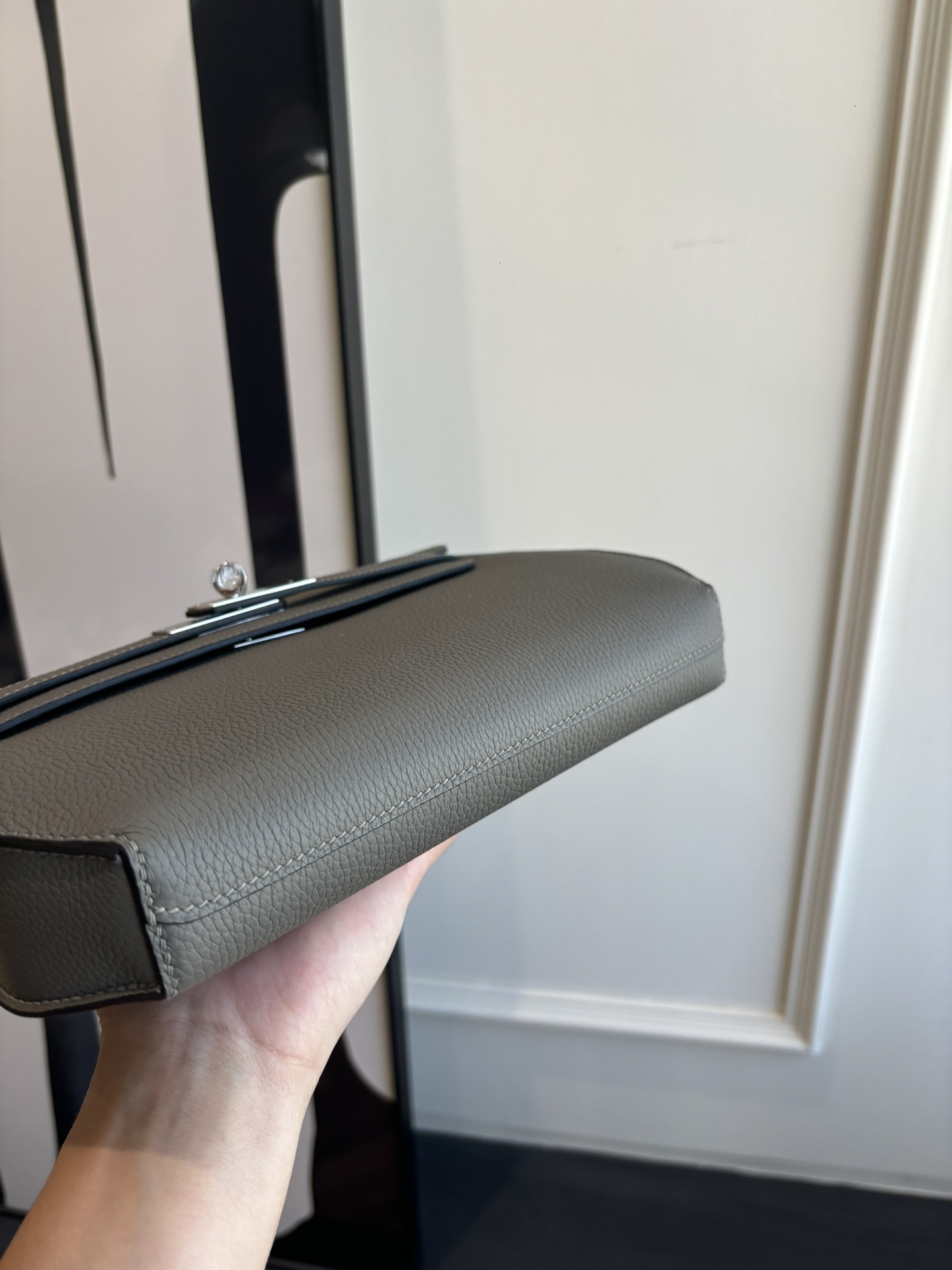 Kelly Depeches 25 Togo Leather Handbag with Strap, Crossbody & Top Handle 8 i1762398429 7383 0