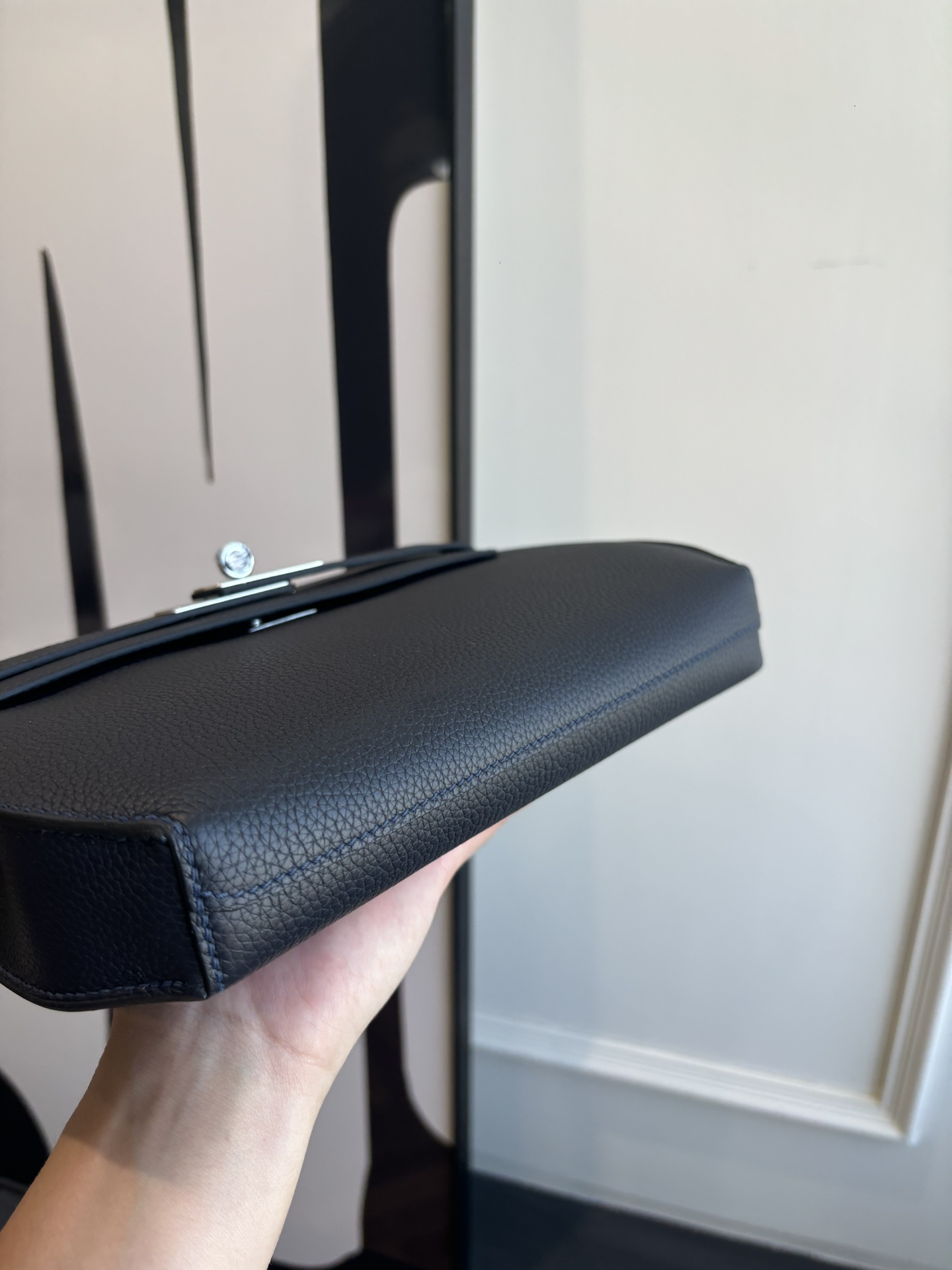 Kelly Depeches 25 Togo Leather Handbag with Strap, Crossbody & Top Handle 8 i1762398454 5024 1