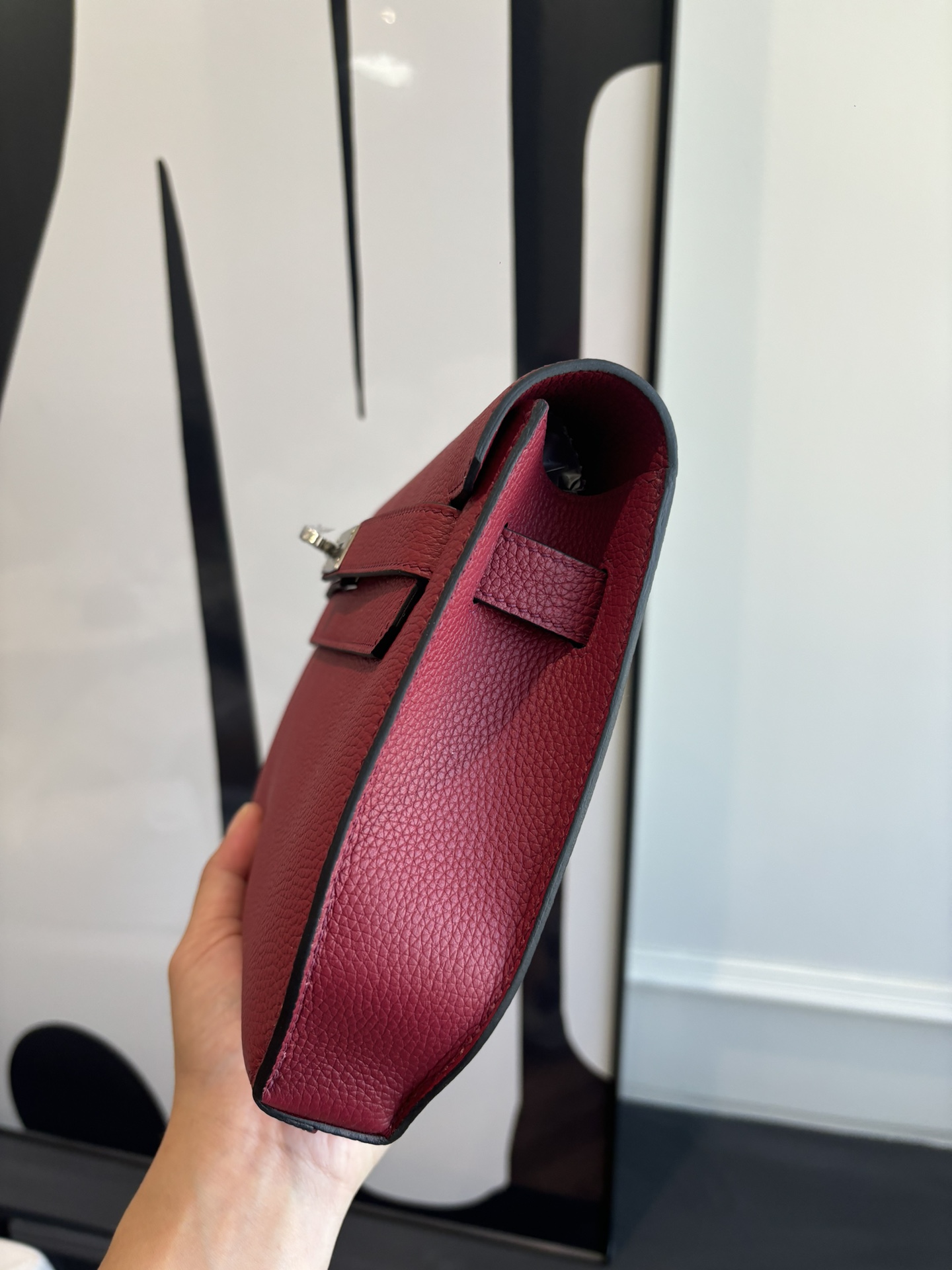 Kelly Depeches 25 Togo Leather Handbag with Strap - Versatile & Stylish 4 i1762398478 8551 1