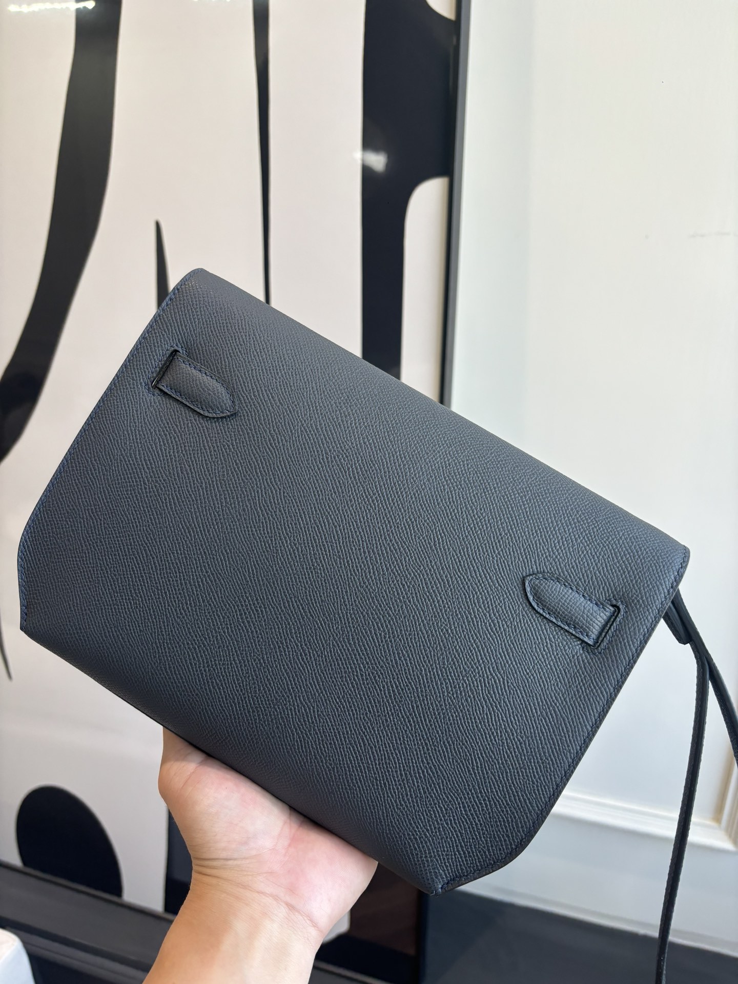 Kelly Depeches 25 Epsom Leather Handbag with Strap - Versatile & Stylish 5 i1762398642 3102 0