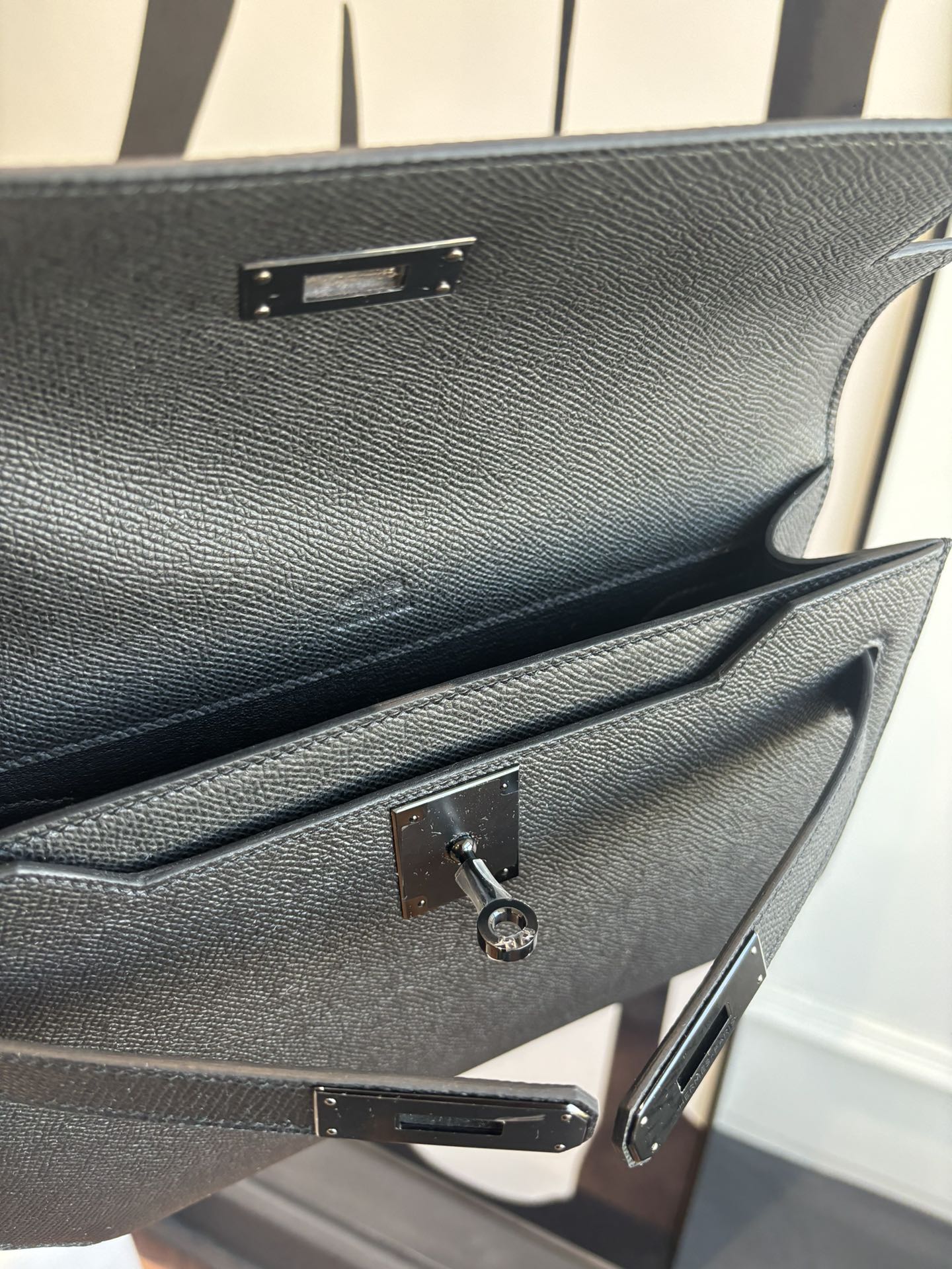 Kelly Depeches 25 Epsom Leather Handbag with Shoulder Strap 9 i1762398666 1473 5