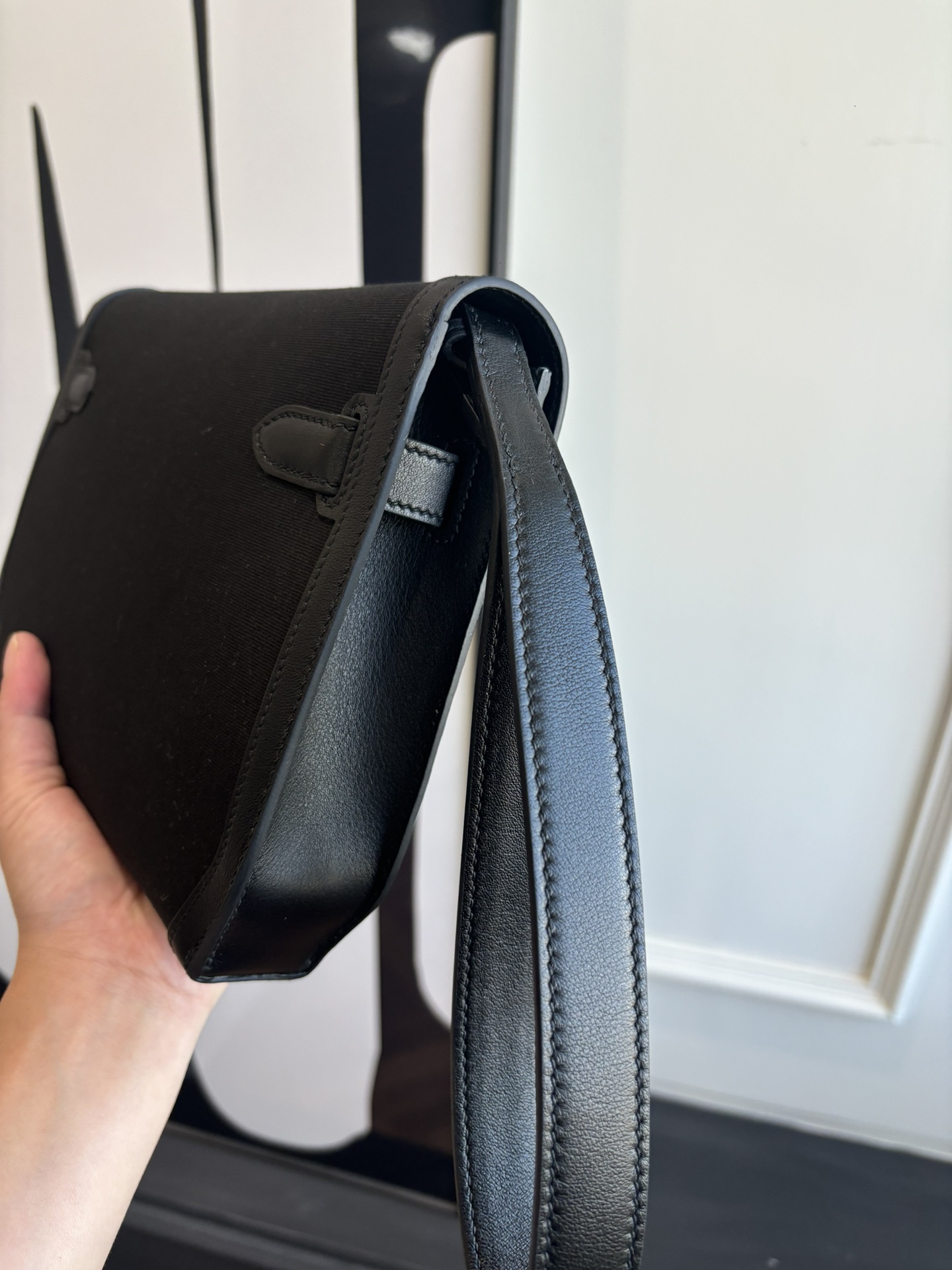 Kelly Depeches 25 Handbag: Canvas & Swift Leather, Crossbody & Hand-Carry 7 i1762398835 7498 5