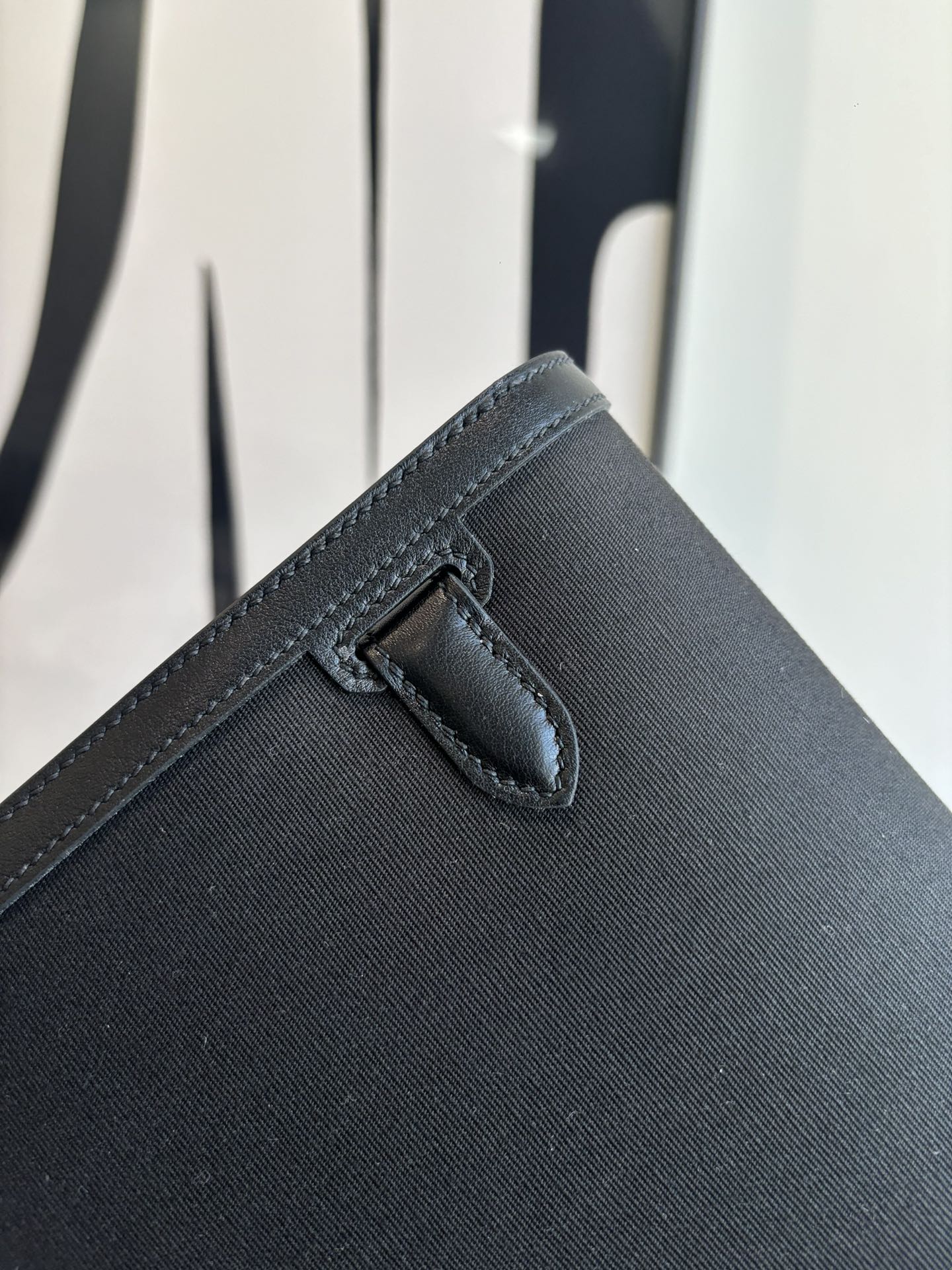 Kelly Depeches 25 Handbag: Canvas & Swift Leather, Crossbody & Hand-Carry 6 i1762398835 9368 6