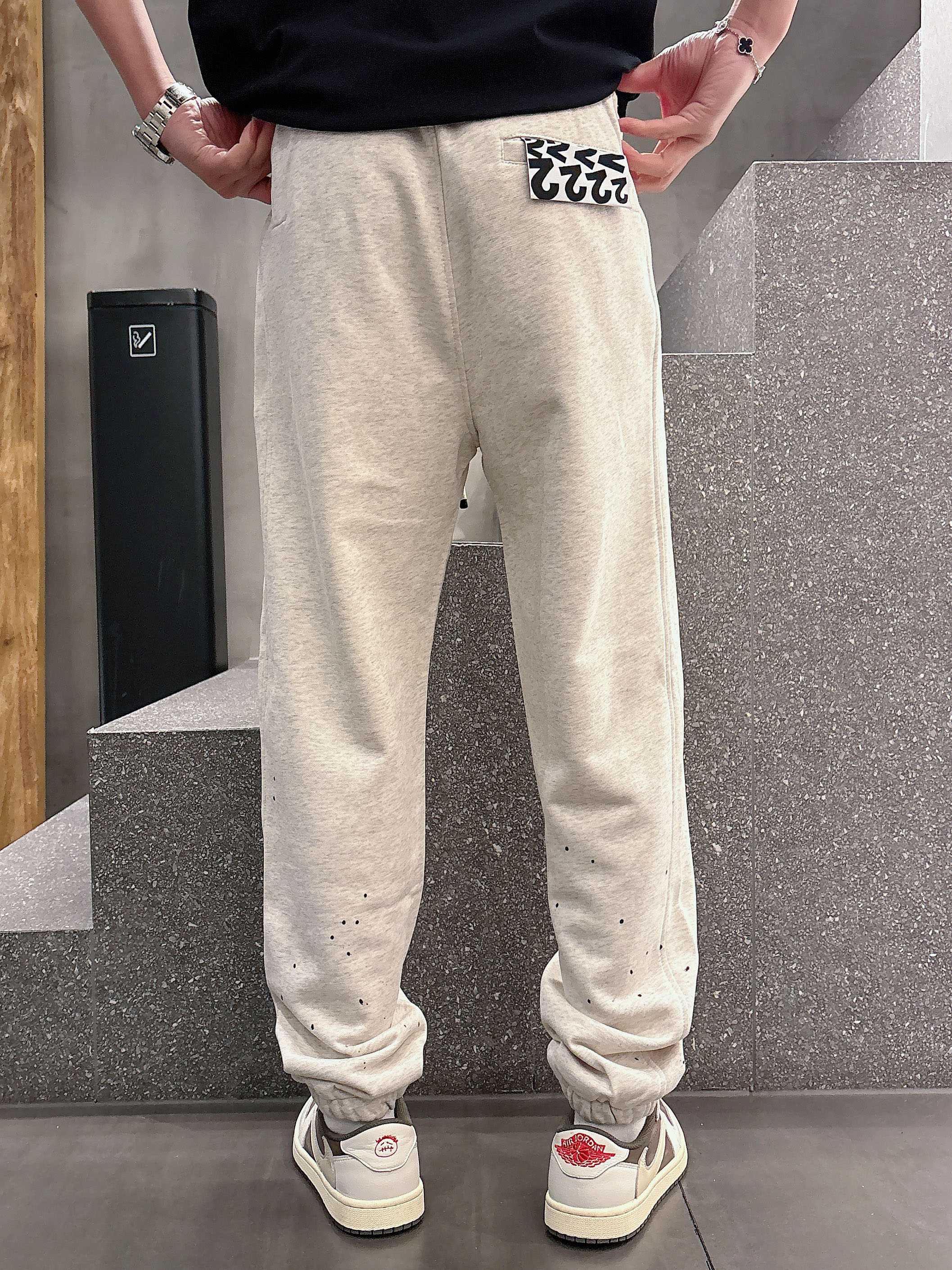  RRR123 顶级货品🐮 🆕2025春夏新款休闲裤！品牌经典LOGO休闲裤 ，定制面料，舒适度极好，手
