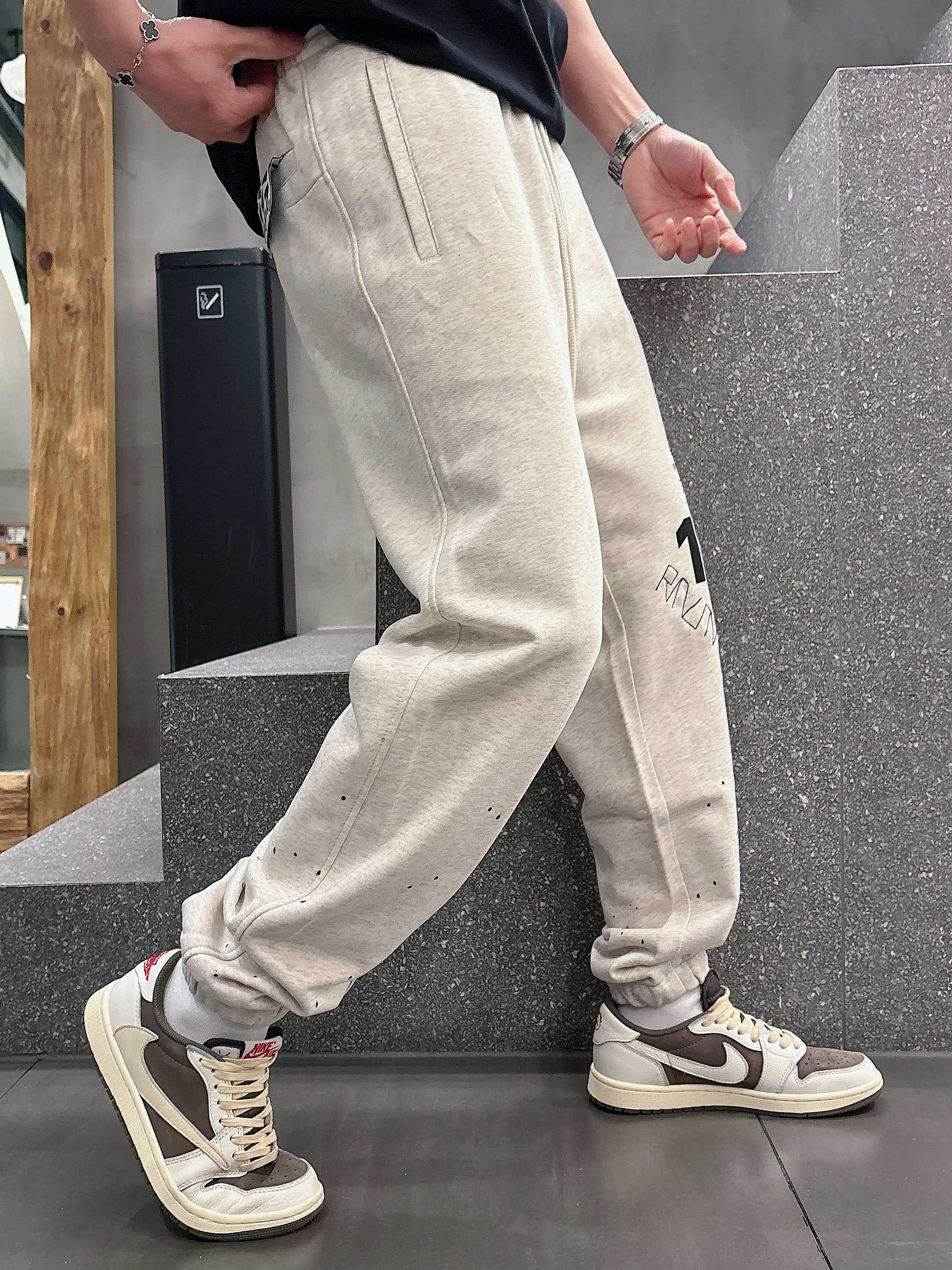  RRR123 顶级货品🐮 🆕2025春夏新款休闲裤！品牌经典LOGO休闲裤 ，定制面料，舒适度极好，手