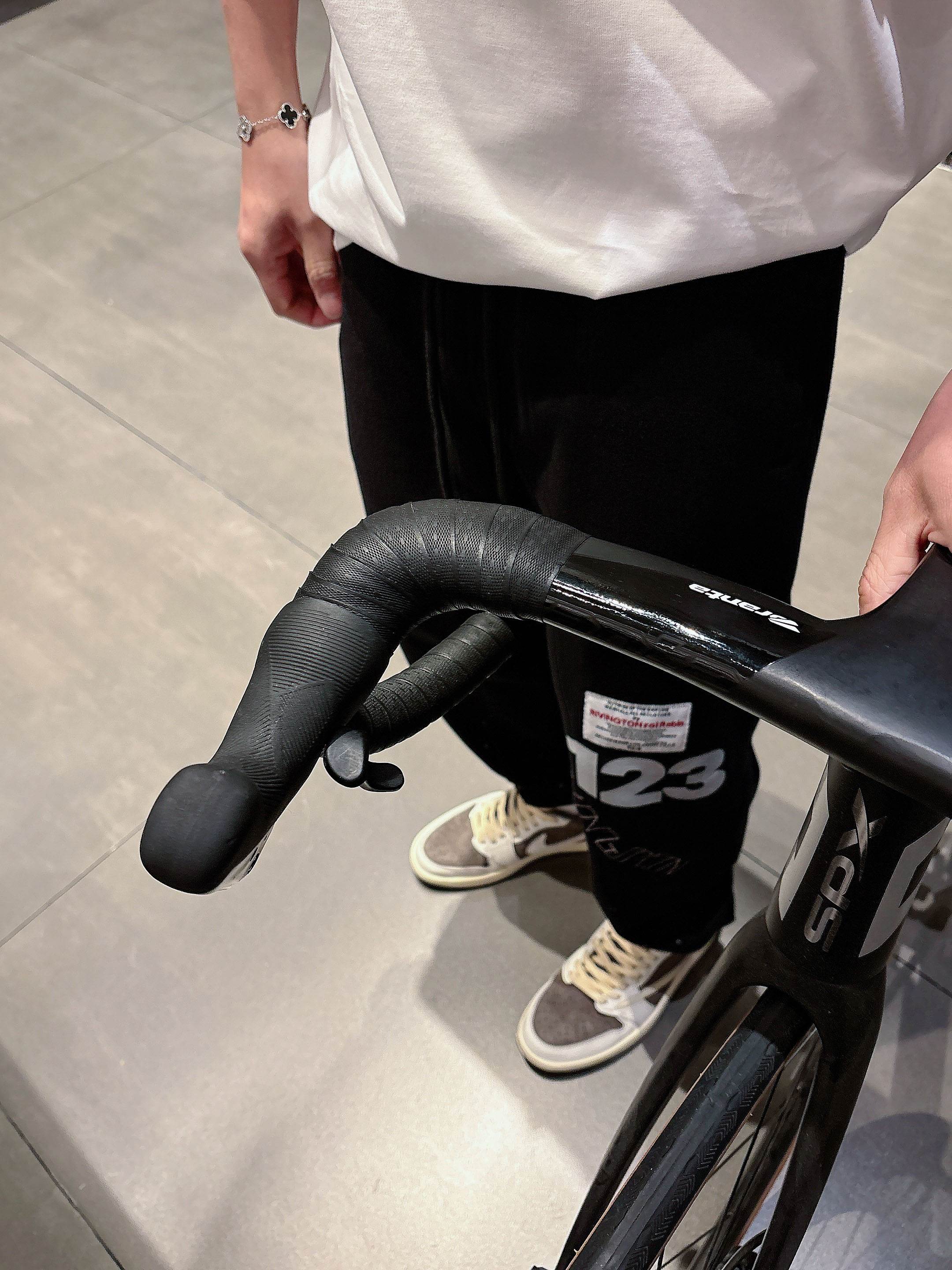  RRR123 顶级货品🐮 🆕2025春夏新款休闲裤！品牌经典LOGO休闲裤 ，定制面料，舒适度极好，手