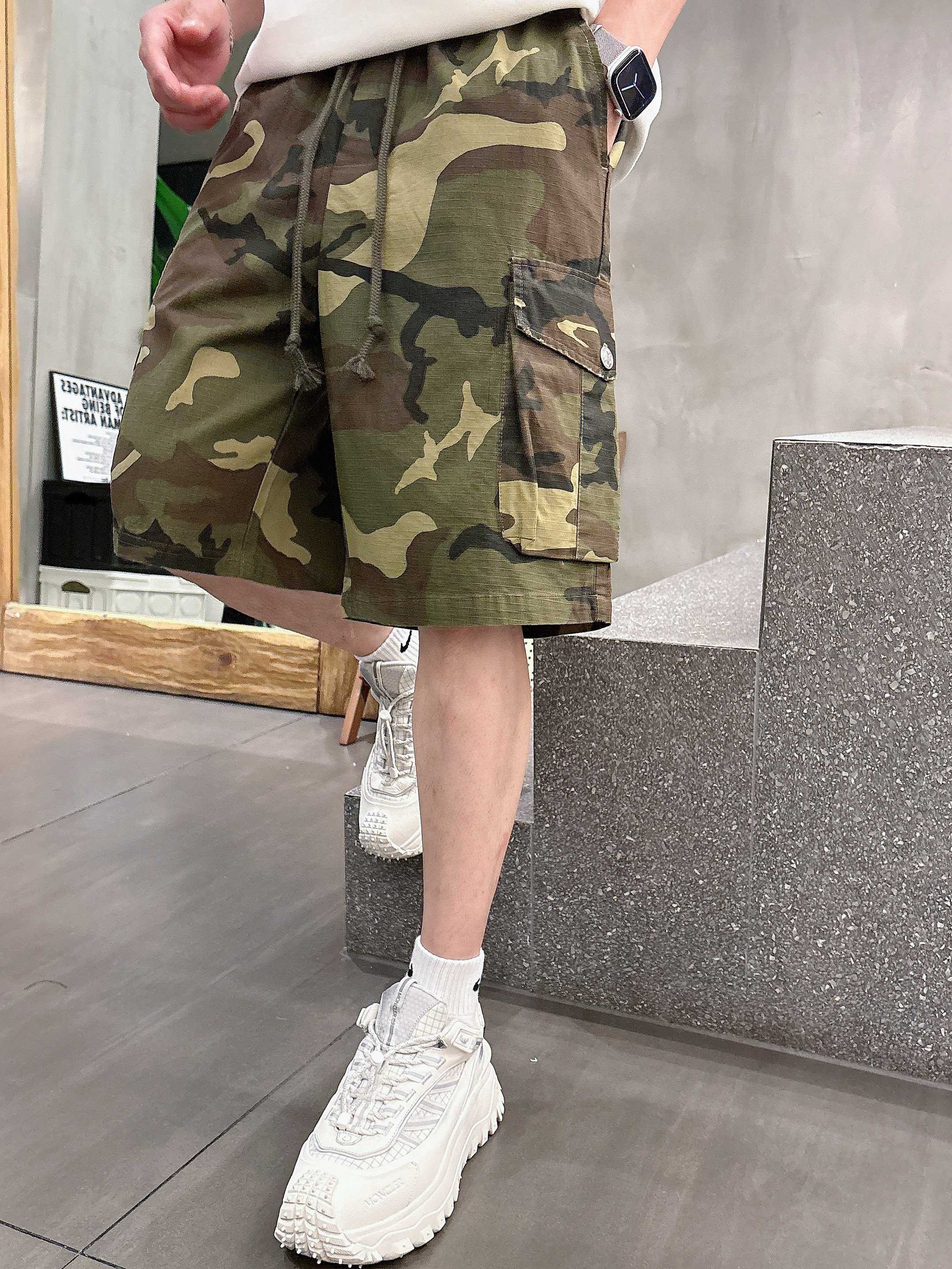 💰125 Dior 顶级货品🐮 🆕2025夏季新款休闲短裤！品牌经典LOGO休闲裤 ，定制面料，舒适度极好，手触感强烈。辨识度极高，完美品相工艺。 尺码：M-3XL