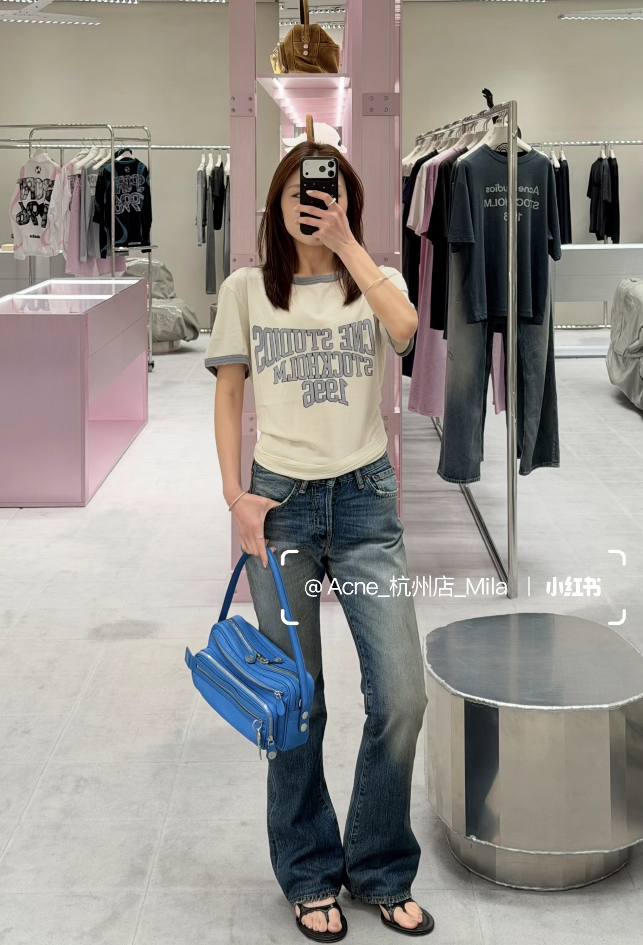아크네스튜디오 여성 반팔 131945 Acne Studios T Shirt 썸네일 이미지