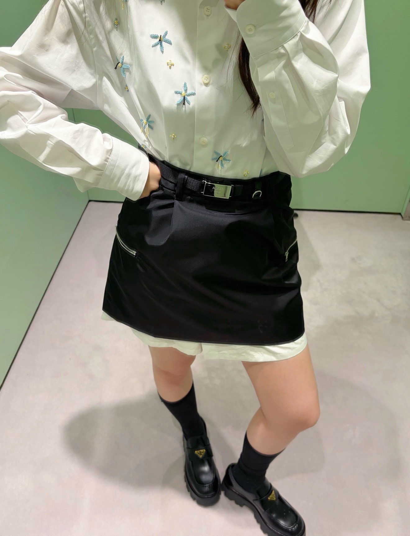 프라다 리사이클 나일론 벨트 미디 스커트 상세 이미지 4