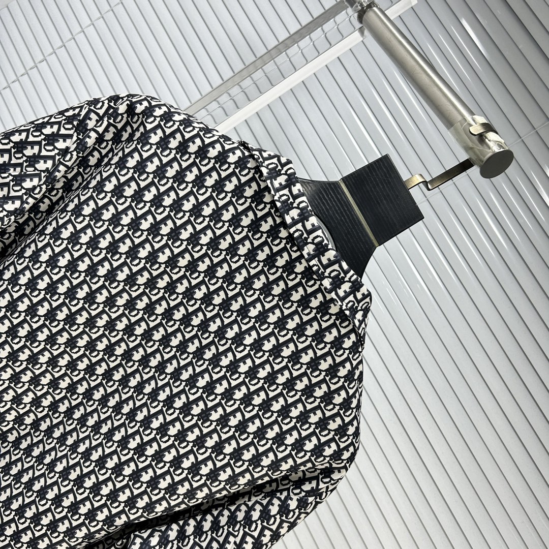迪奥 Dior 高级成衣风衣外套及大衣服饰 #588F0774 7