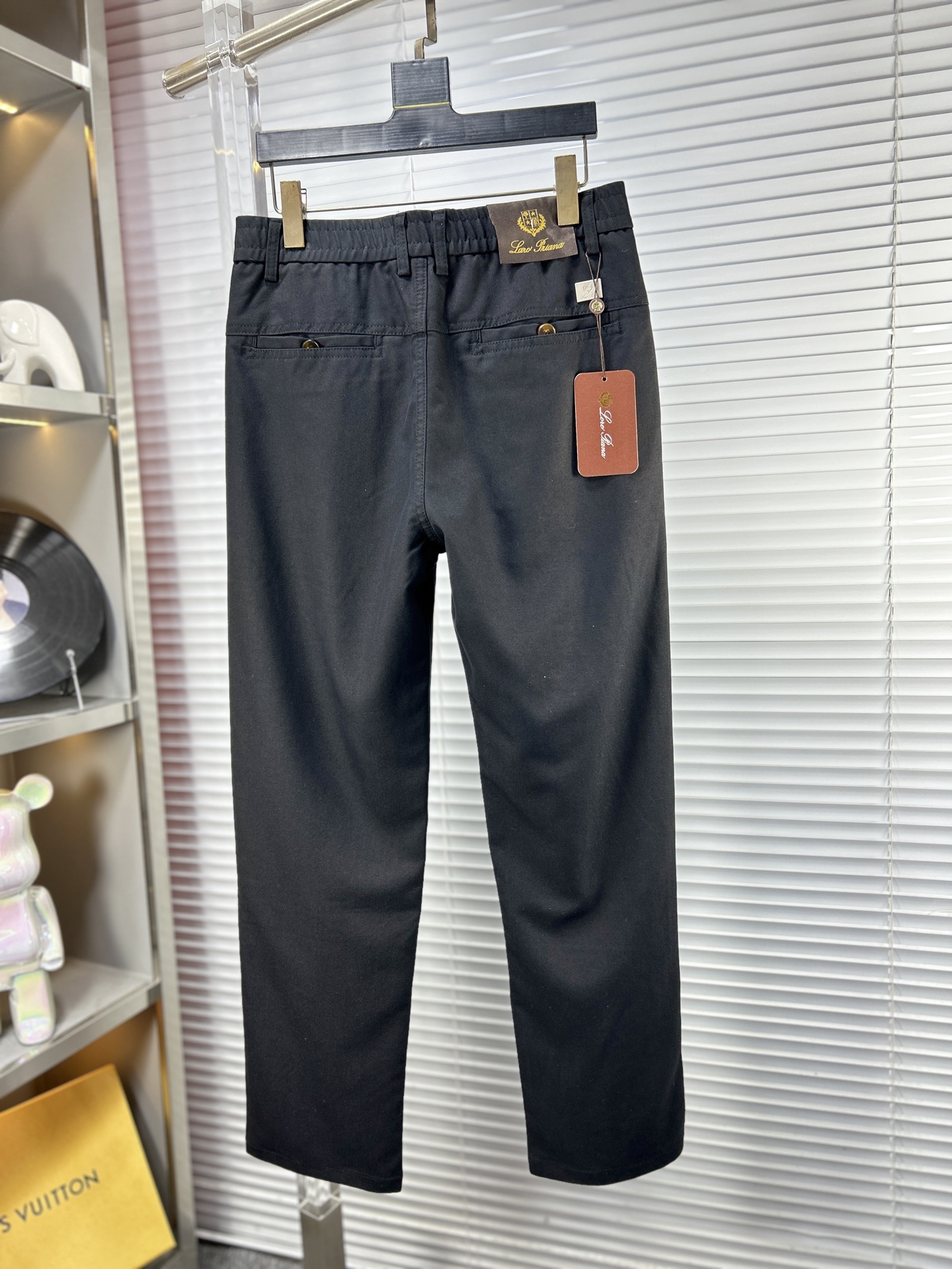 lP🆕* ss25秋冬新款休闲裤西裤，官网同步发售，裤身工艺设计，进口客供辅料、面料定制，代工厂出品免检