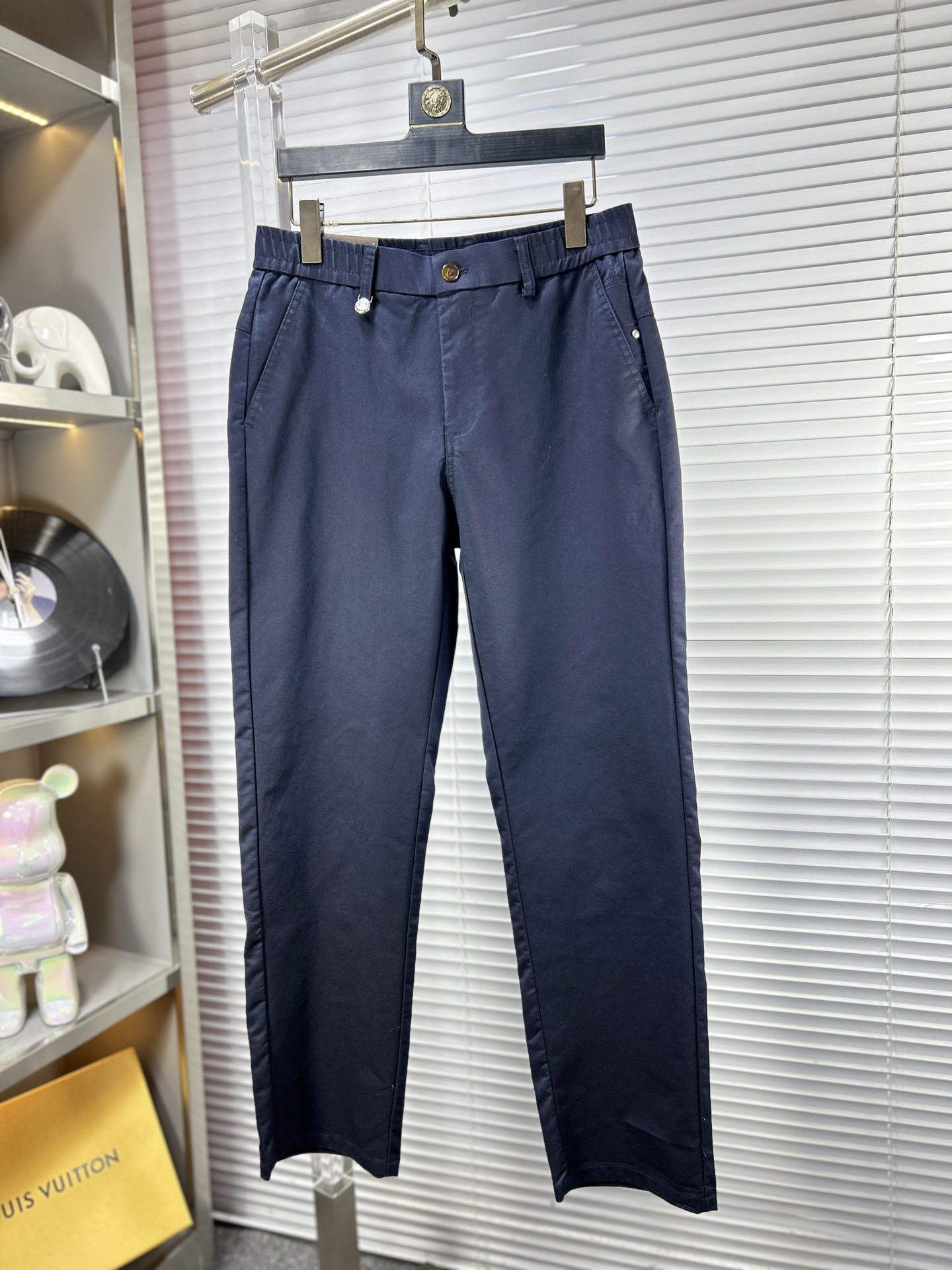 lP🆕* ss25秋冬新款休闲裤西裤，官网同步发售，裤身工艺设计，进口客供辅料、面料定制，代工厂出品免检