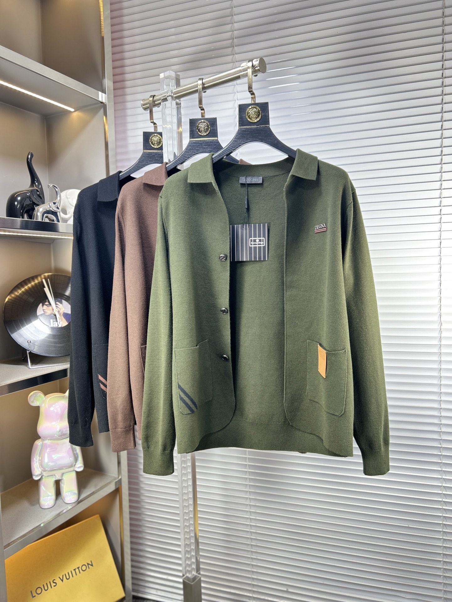 _dte9siIf8pjKEd8i4HJQ82RRcHwtsquuL9o3RQQ