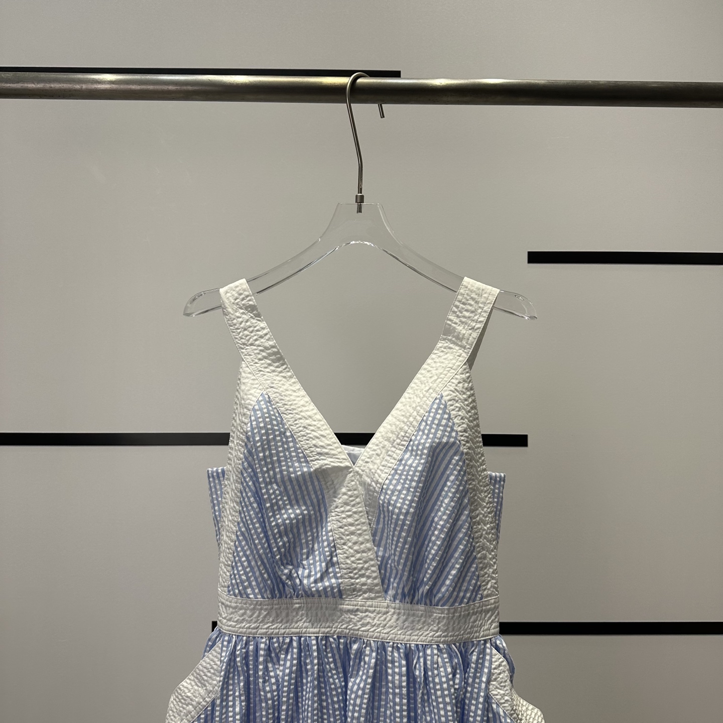 High Quality Women’s Silk Clothes: B5122 Summer Collection with Custom Design - 图片 3