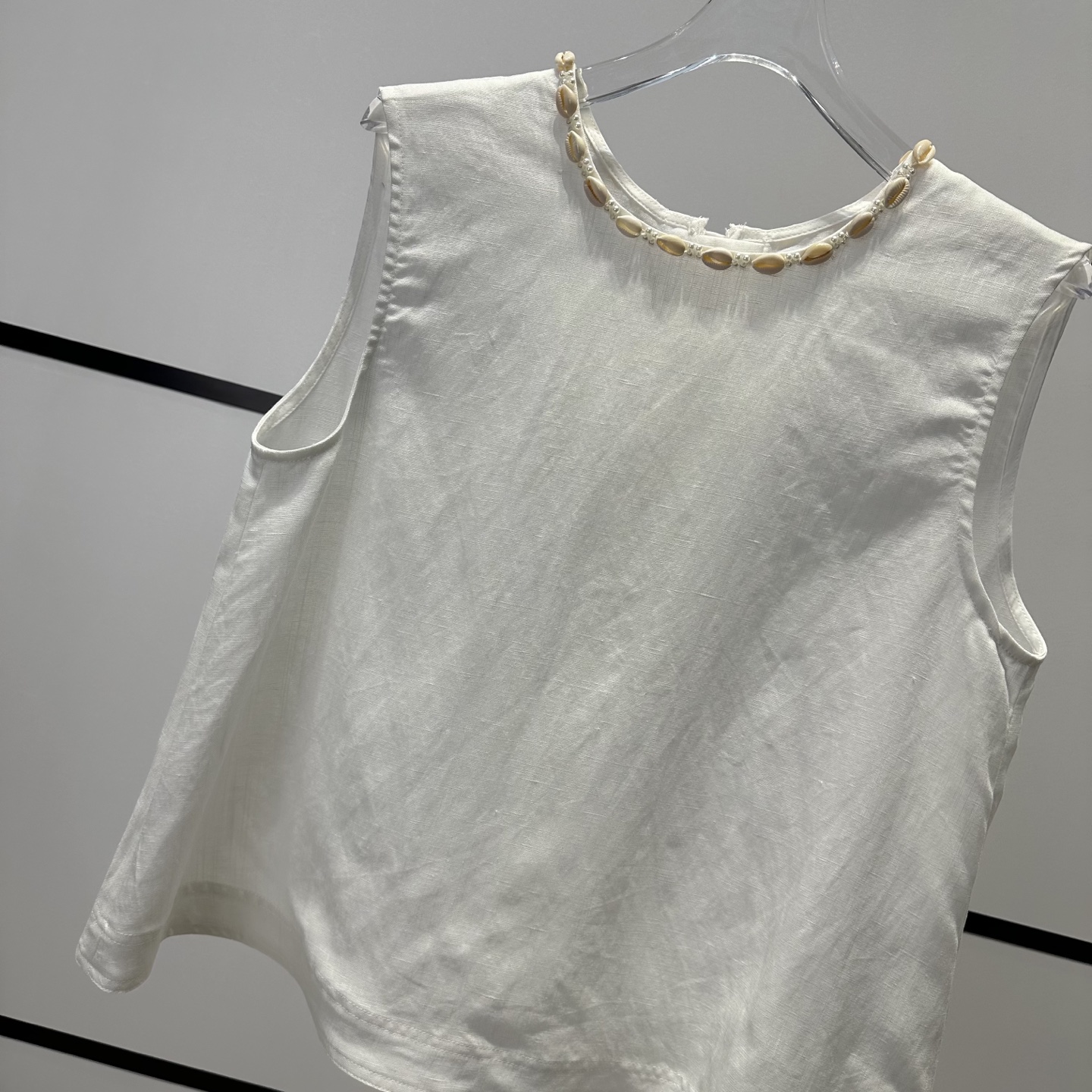 “High-End Female Suit: Elegant, Timeless Design for Sophisticated Women” - 图片 5