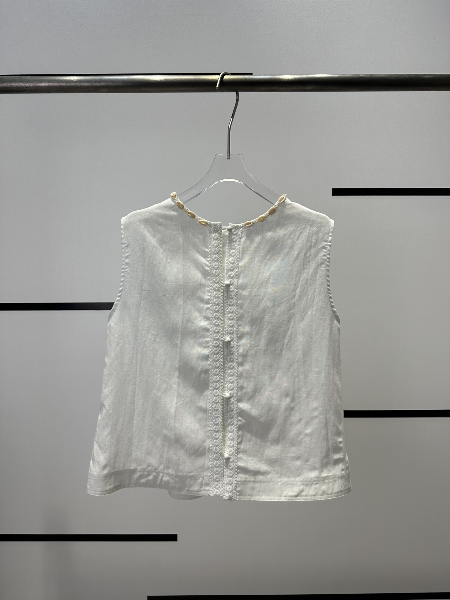 “High-End Female Suit: Elegant, Timeless Design for Sophisticated Women” - 图片 3