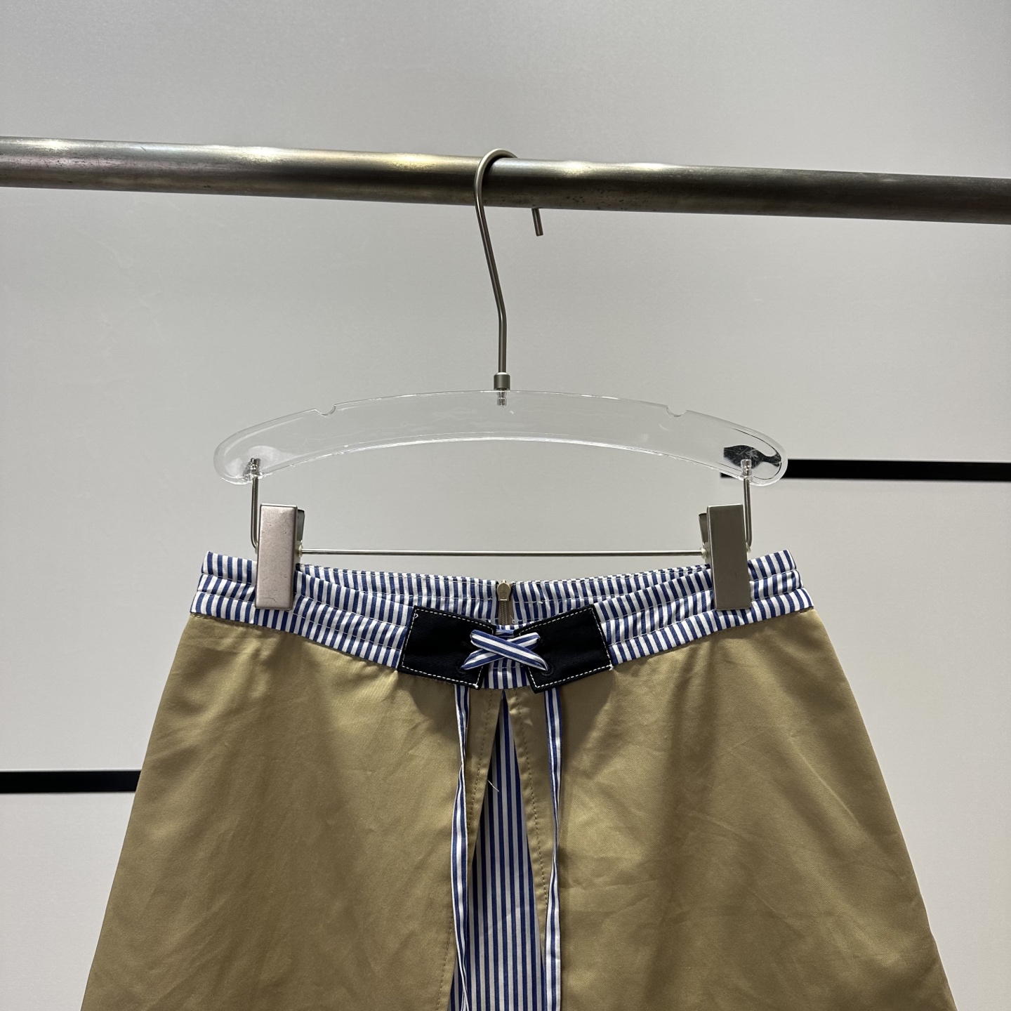 “High-End Women’s Suit Set with SandroB5161: Stylish Design and Quality” - 图片 3